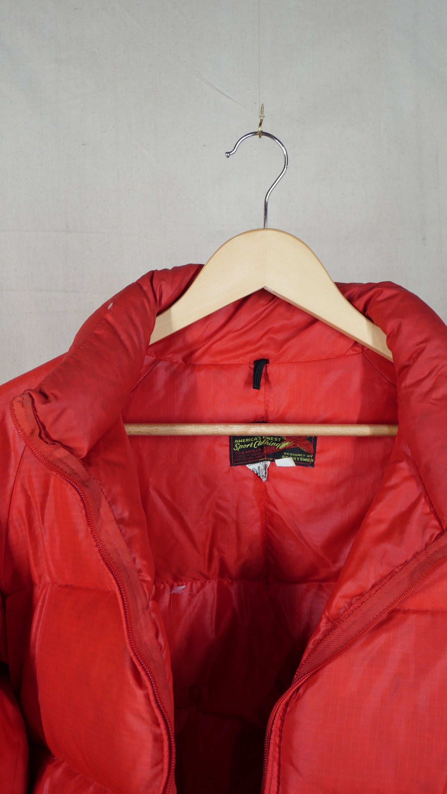 1990s Red Puffer Jacket | L