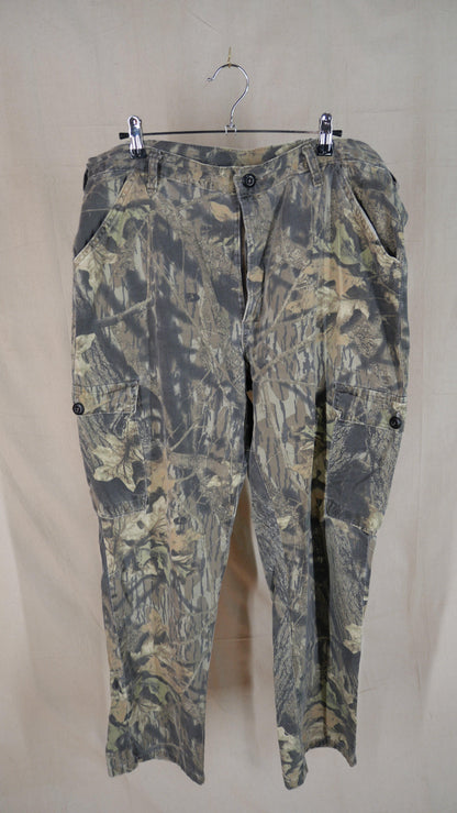 2000s Camo Cargo Pants | 36