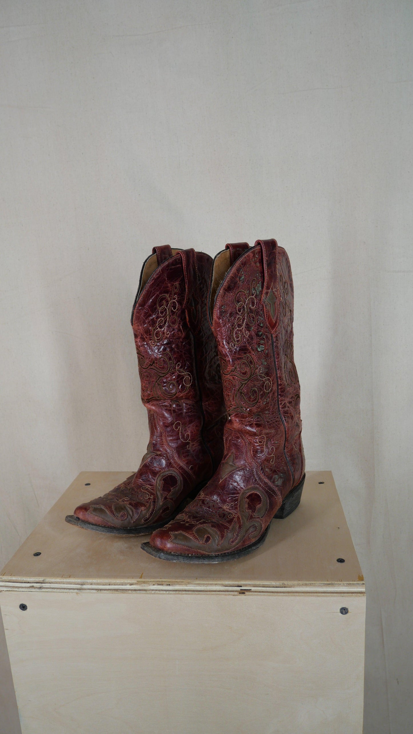 1980s Cherry Leather Cowboy Boots | 5.5