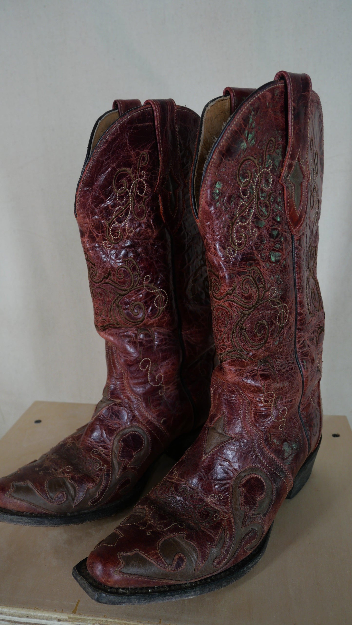 1980s Cherry Leather Cowboy Boots | 5.5