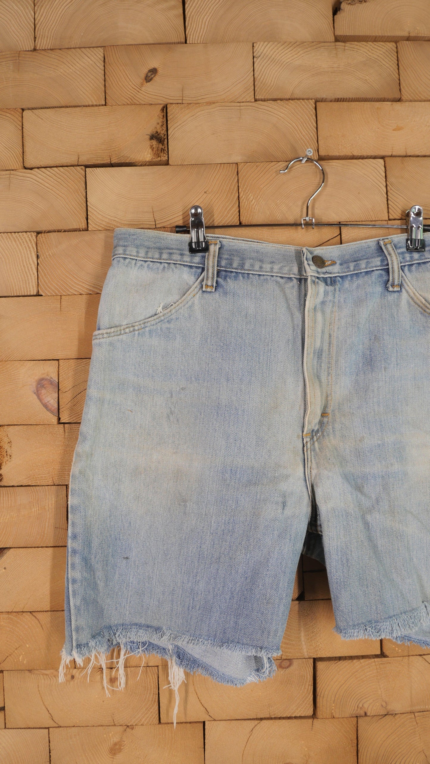 1970s Denim Shorts | 36