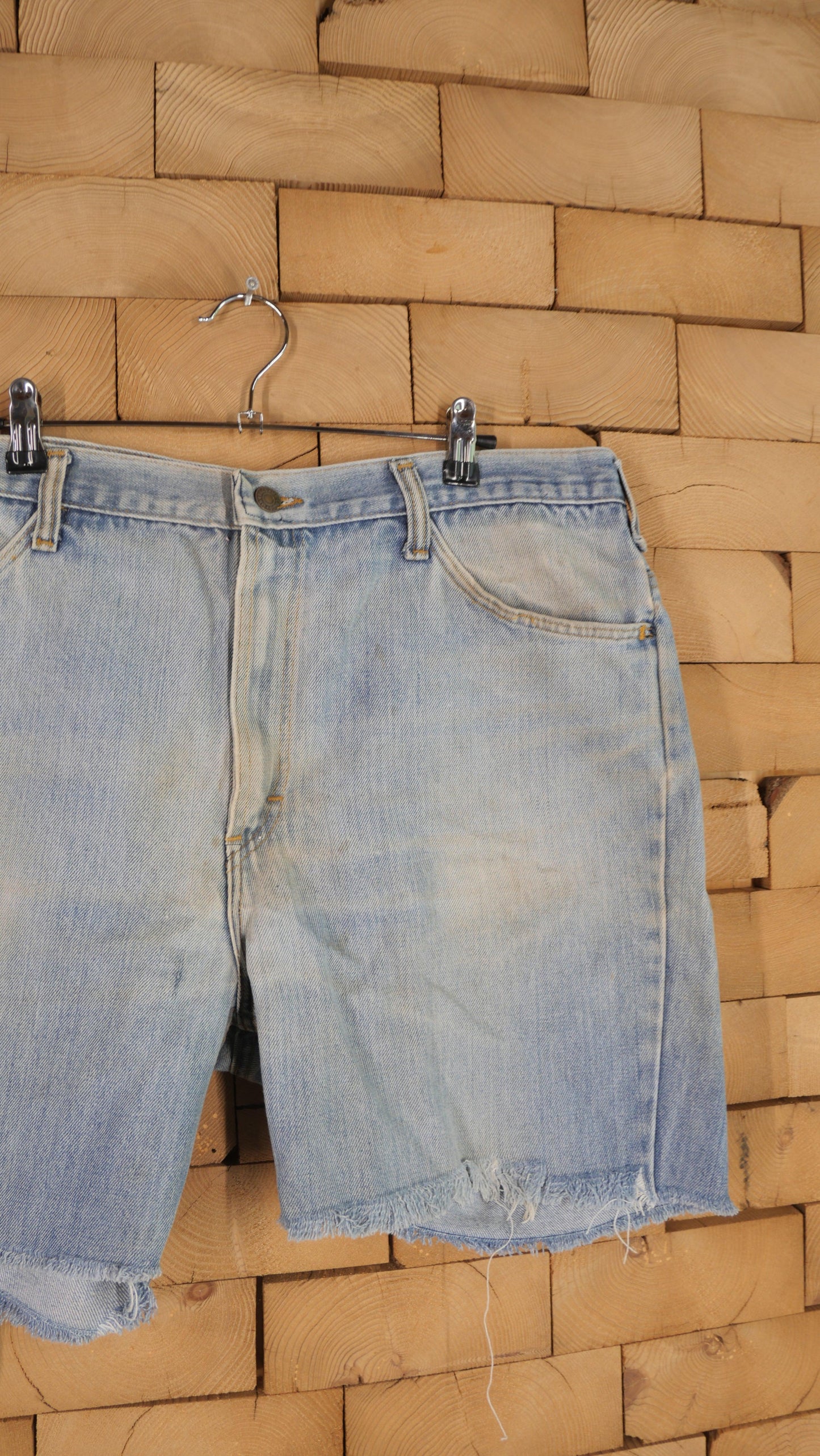 1970s Denim Shorts | 36