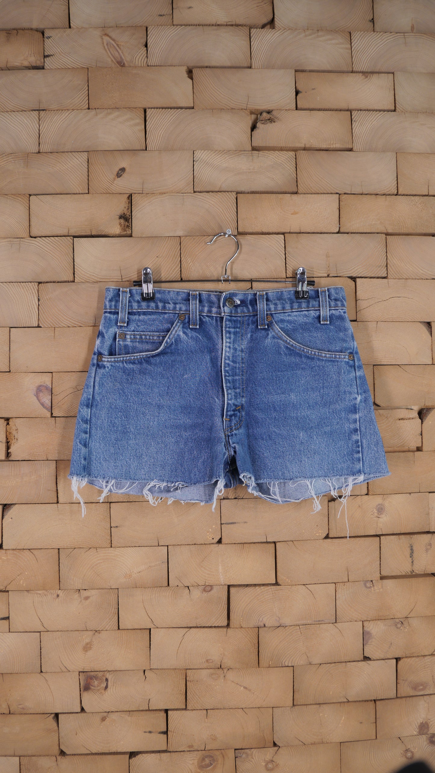 1980s Cut Off Levi's Shorts | 31