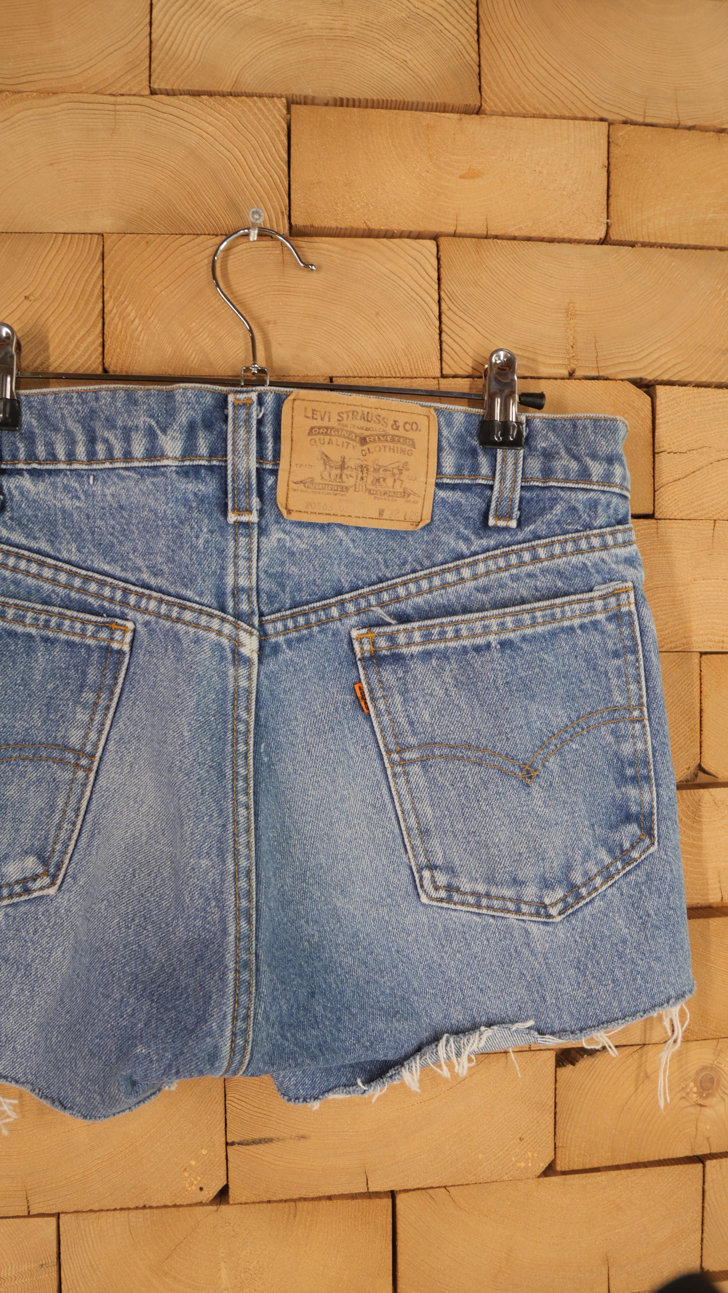 1980s Cut Off Levi's Shorts | 31