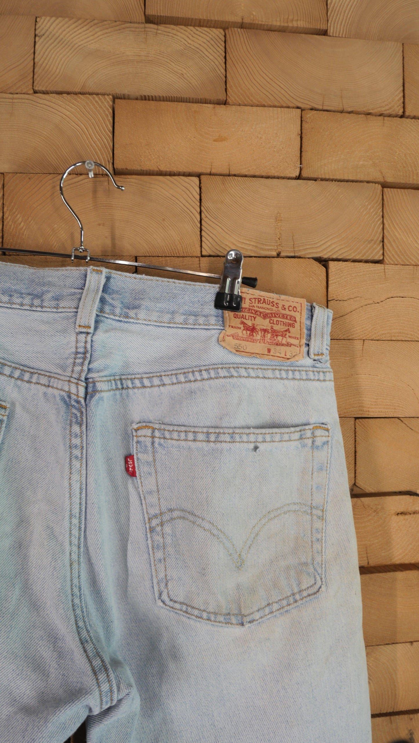 2000s Baggy Distressed Levi's | 34