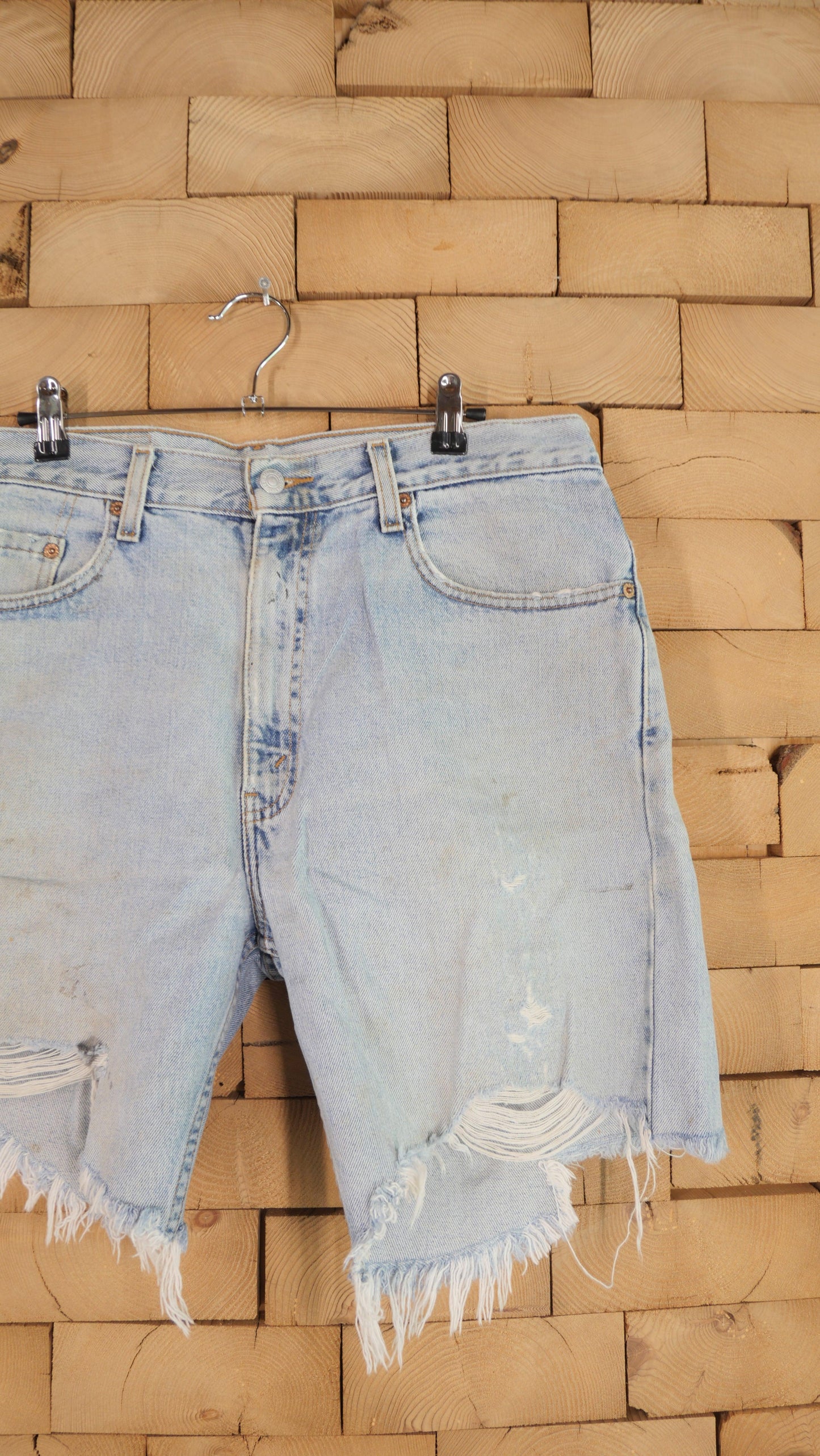 1990s Distressed Levi's Jorts | 34