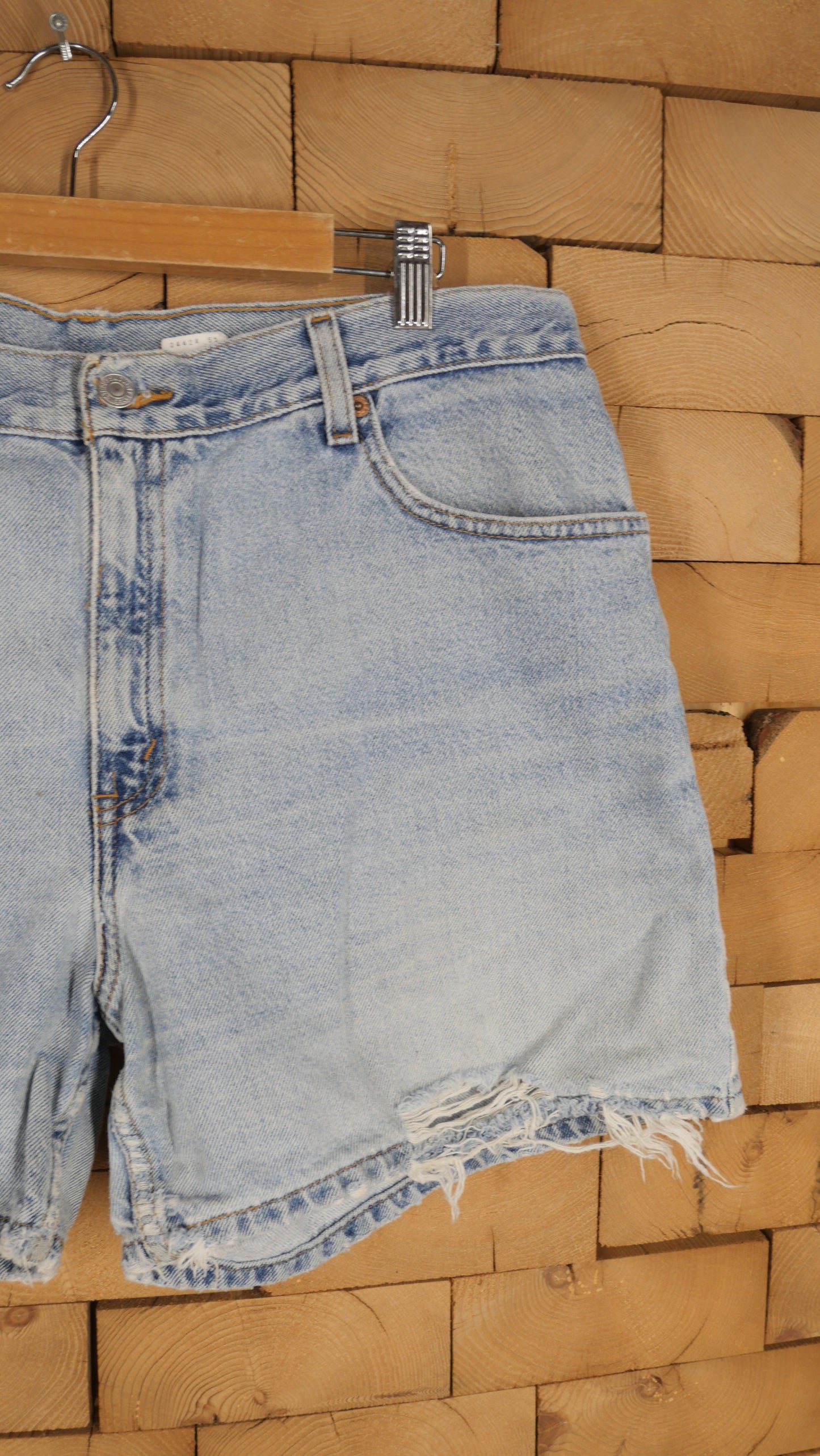 1990s Levi's Distressed Jorts | 36