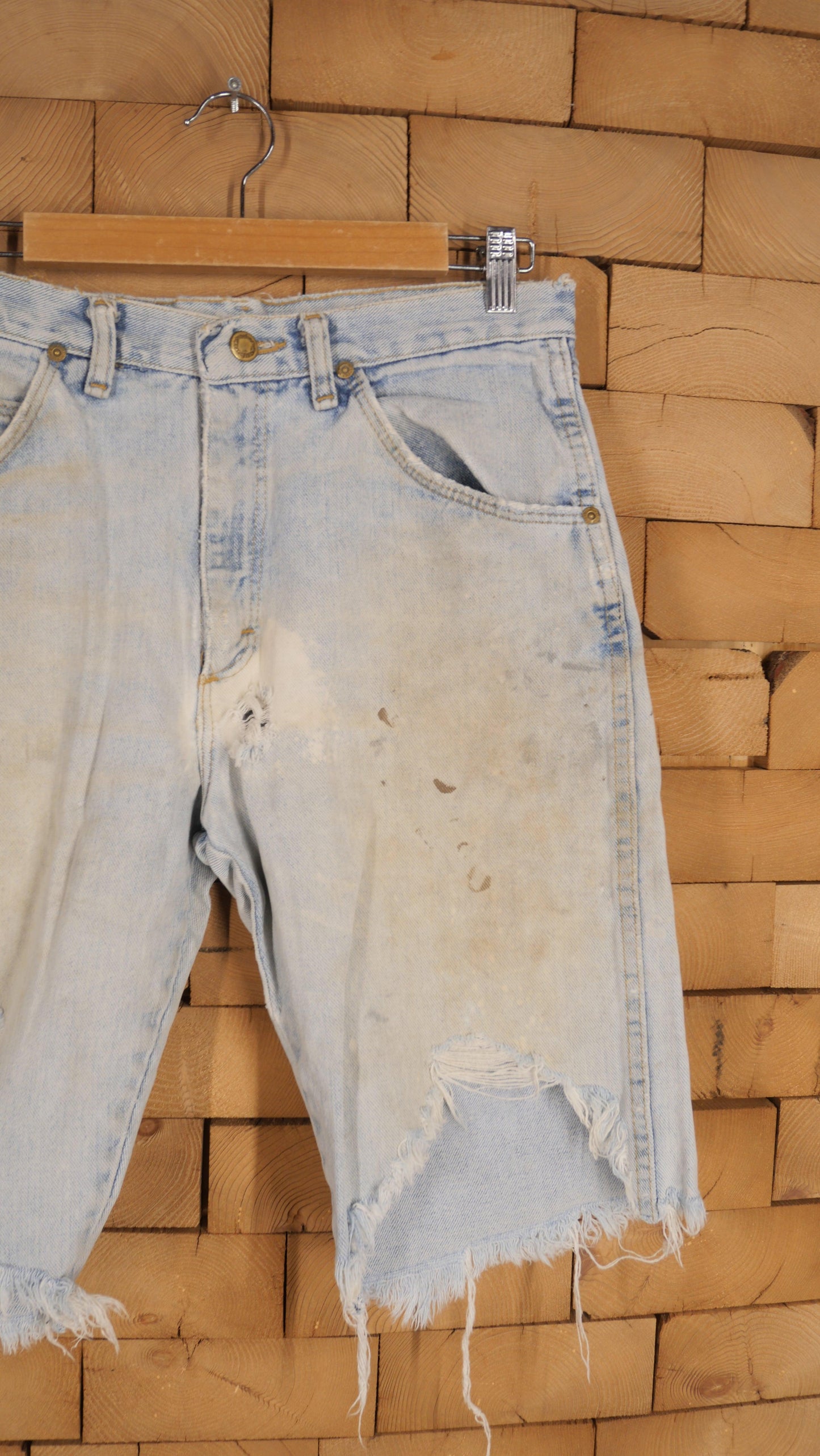 1990s Thrashed Wrangler Jorts | 32