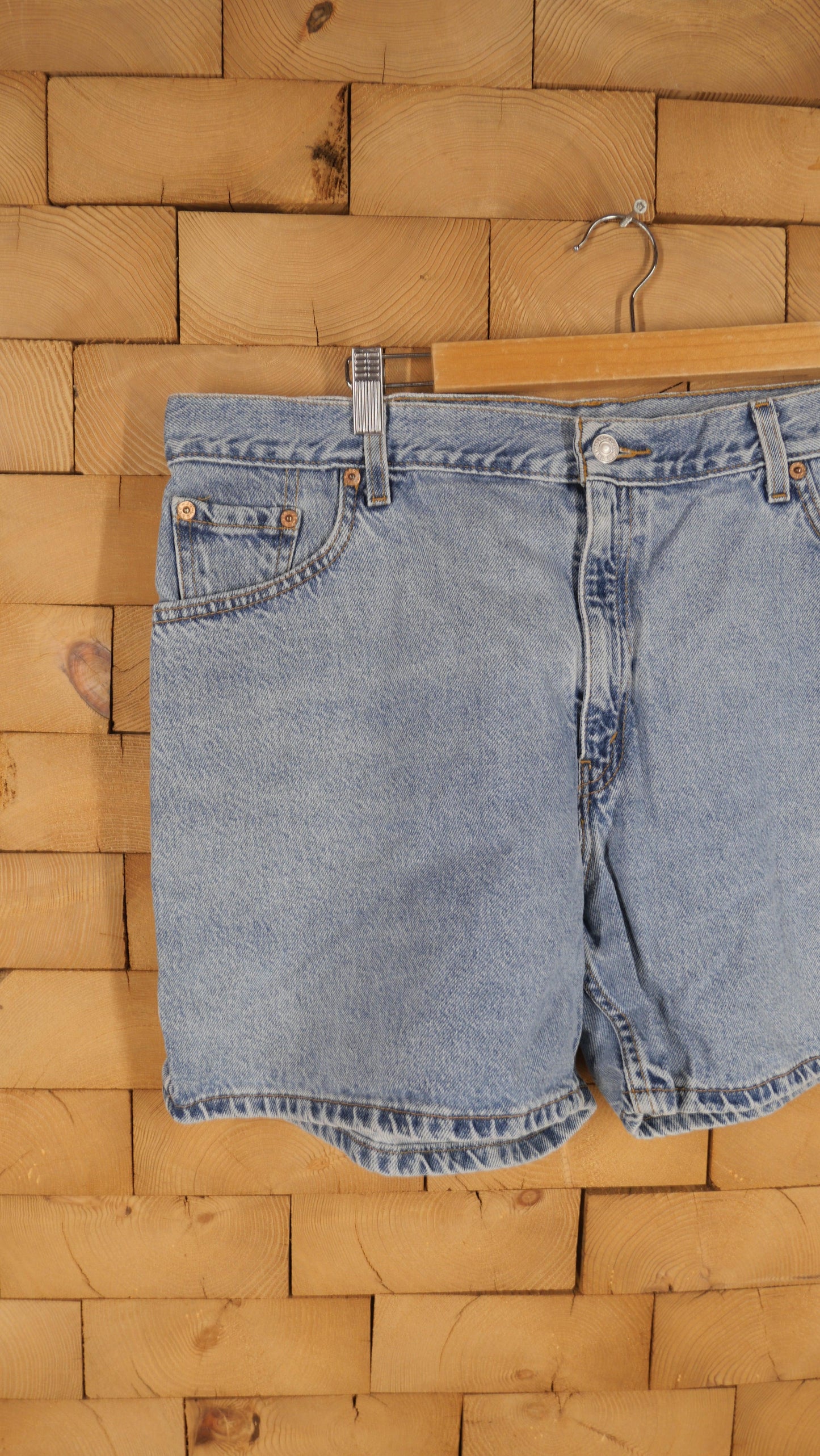 1990s Levi's Wide Leg Jorts | 36