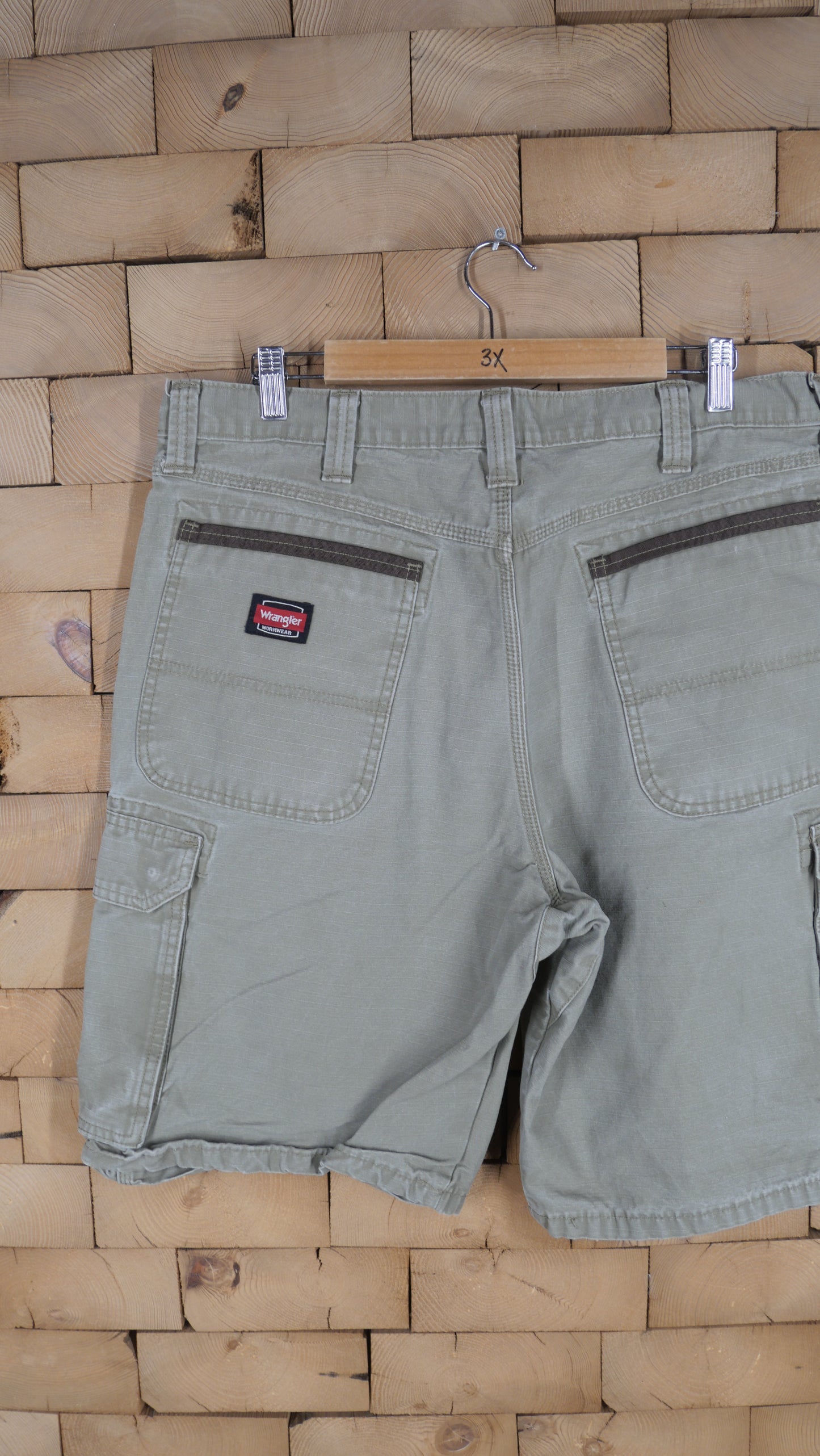 2000s Cargo Work Shorts | 36