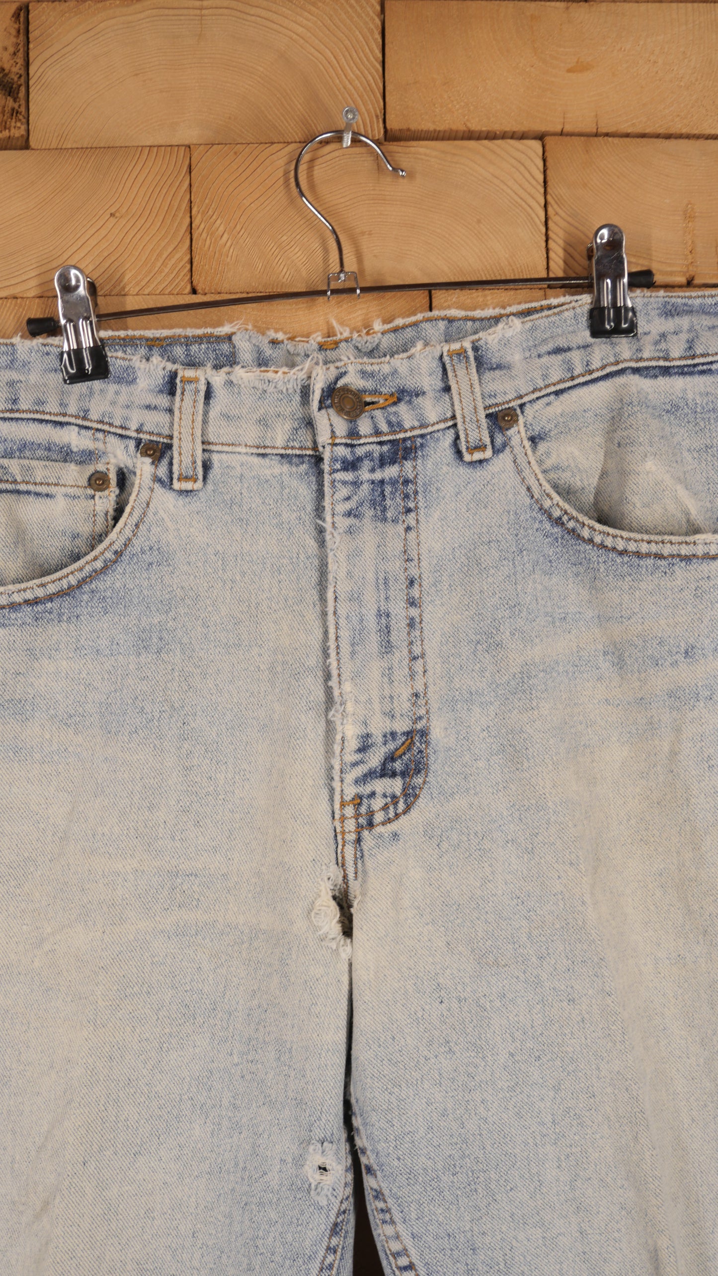 1990s Light Wash Levi's Denim | 32