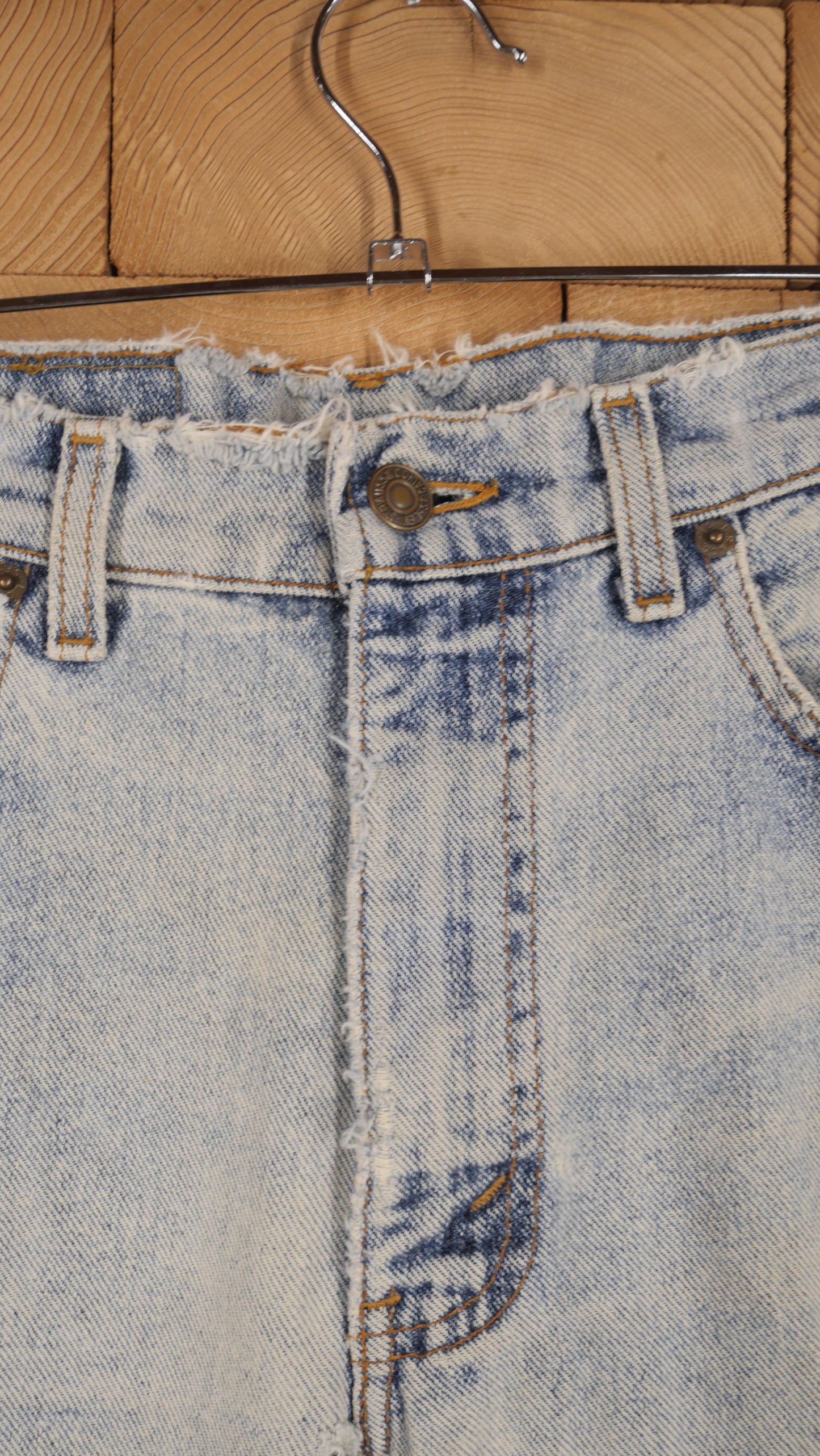 1990s Light Wash Levi's Denim | 32