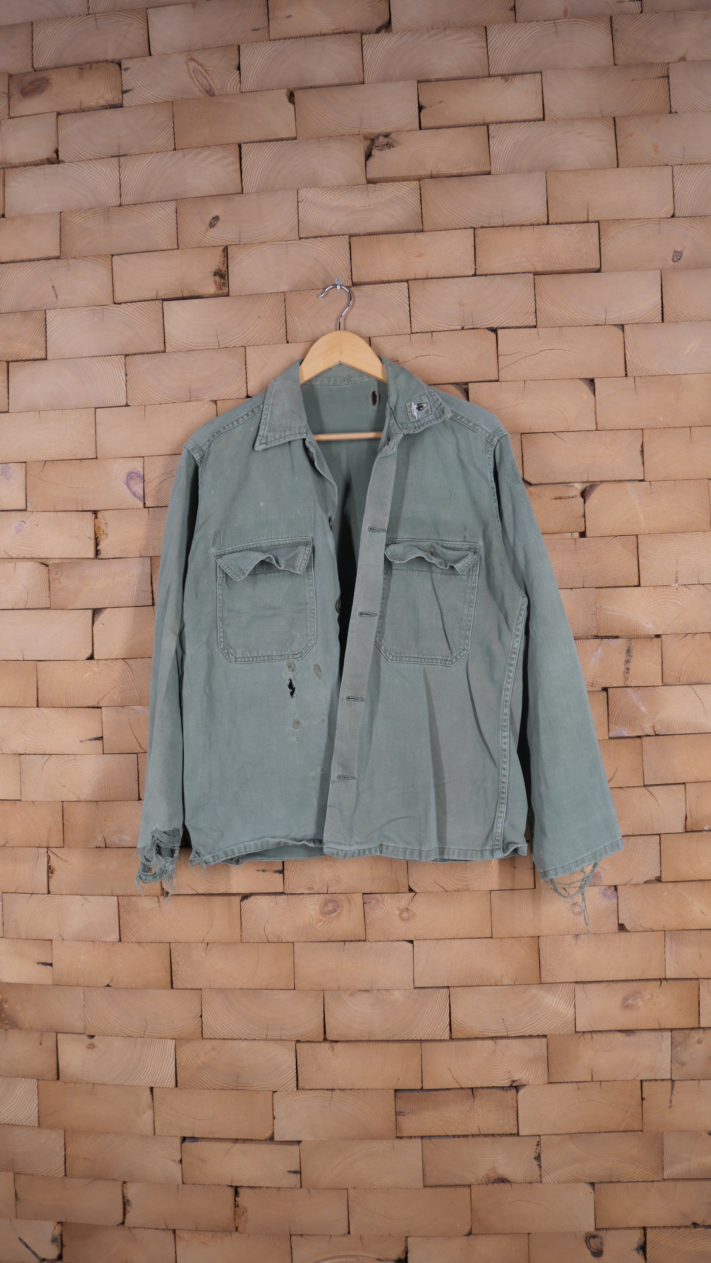 1960s Distressed Fatigue Shirt | L