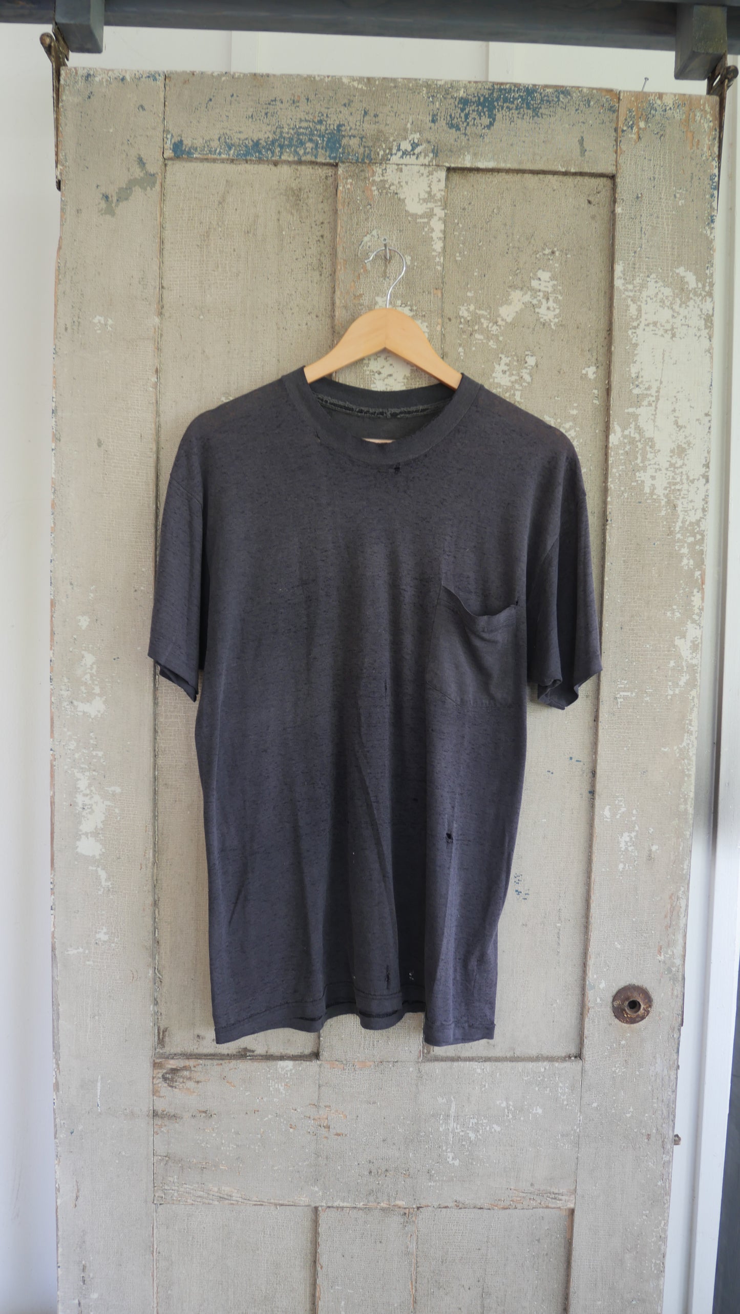 1980s Paper Thin Black Tee | L