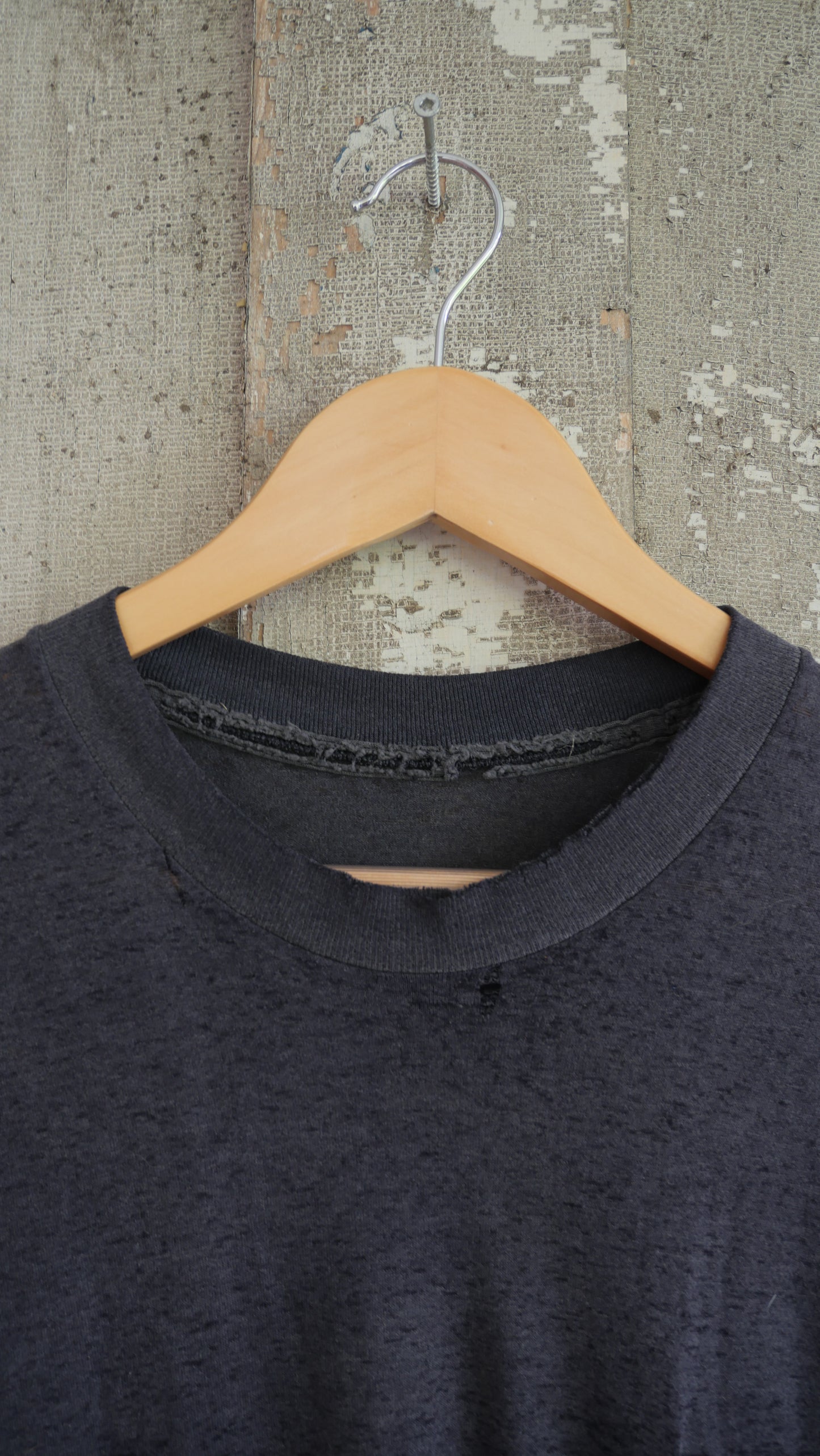 1980s Paper Thin Black Tee | L