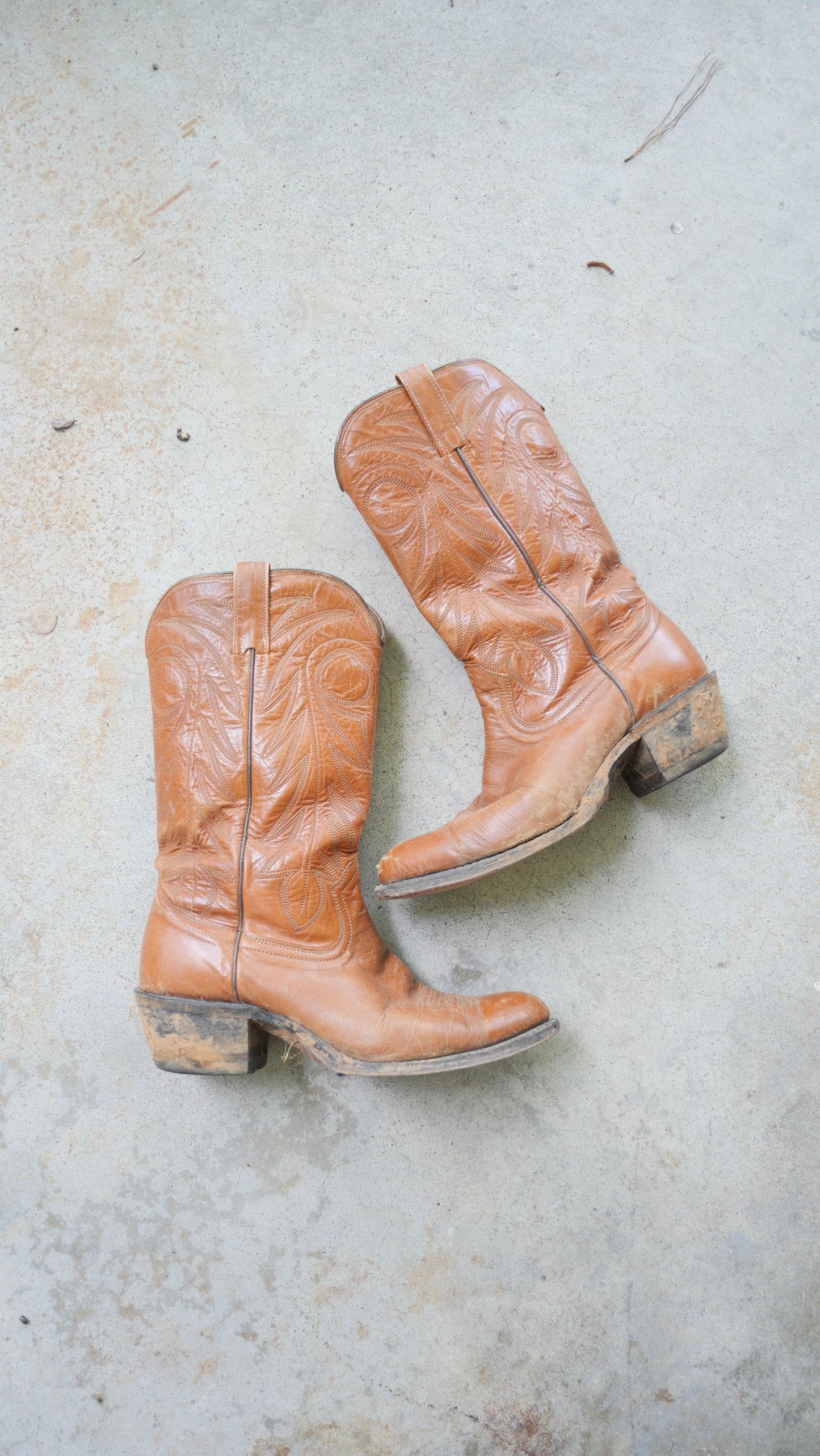 1990s Brown Cowboy Boots | 9.5