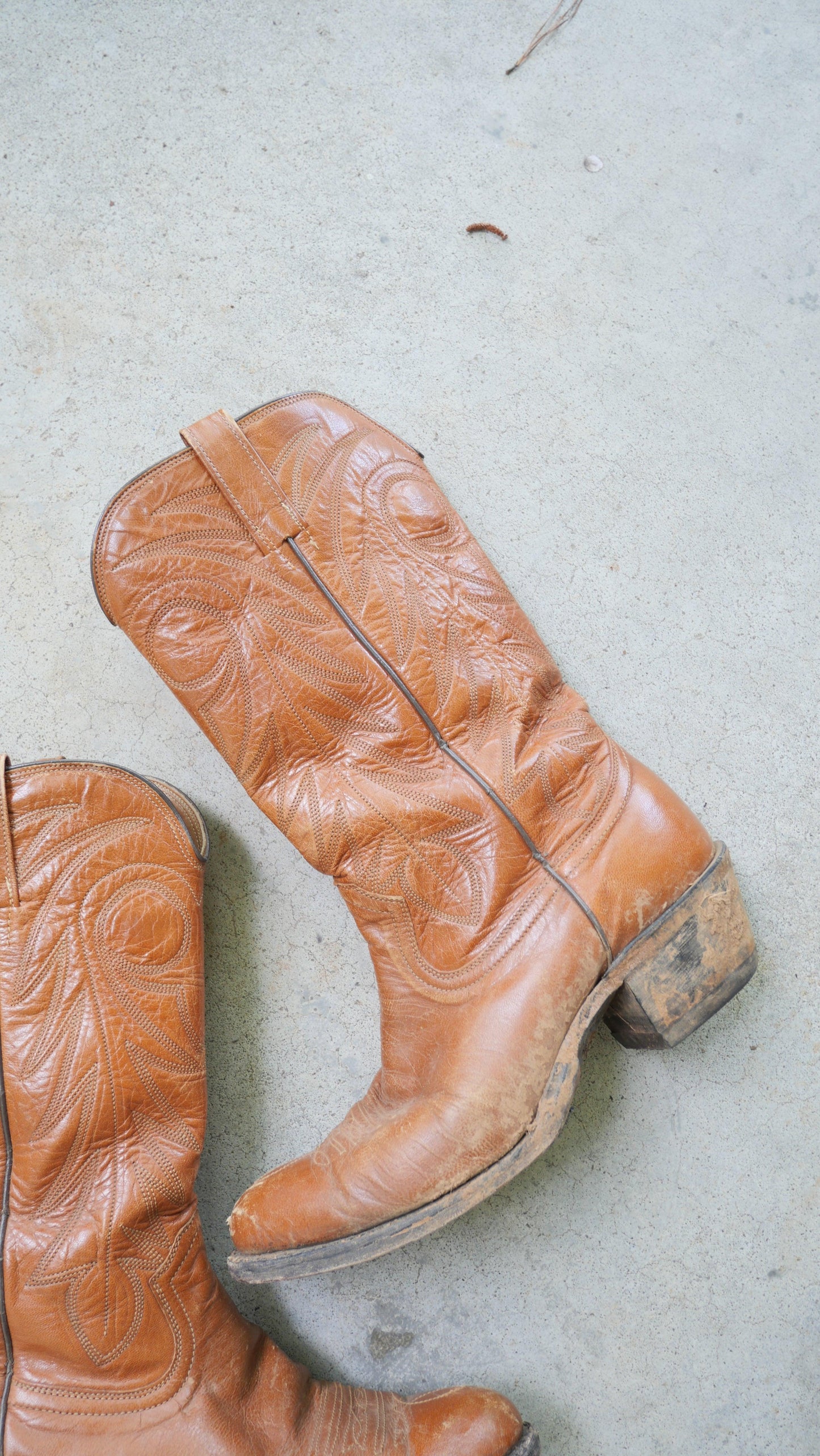 1990s Brown Cowboy Boots | 9.5