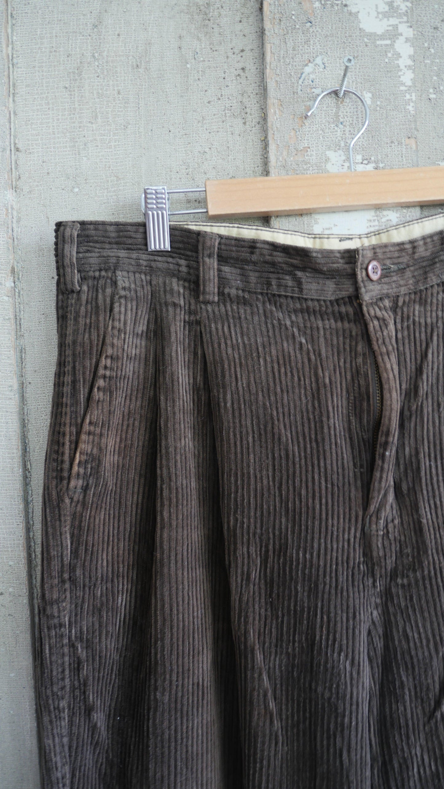 1990s Wide Leg Corduroy Pants | 36