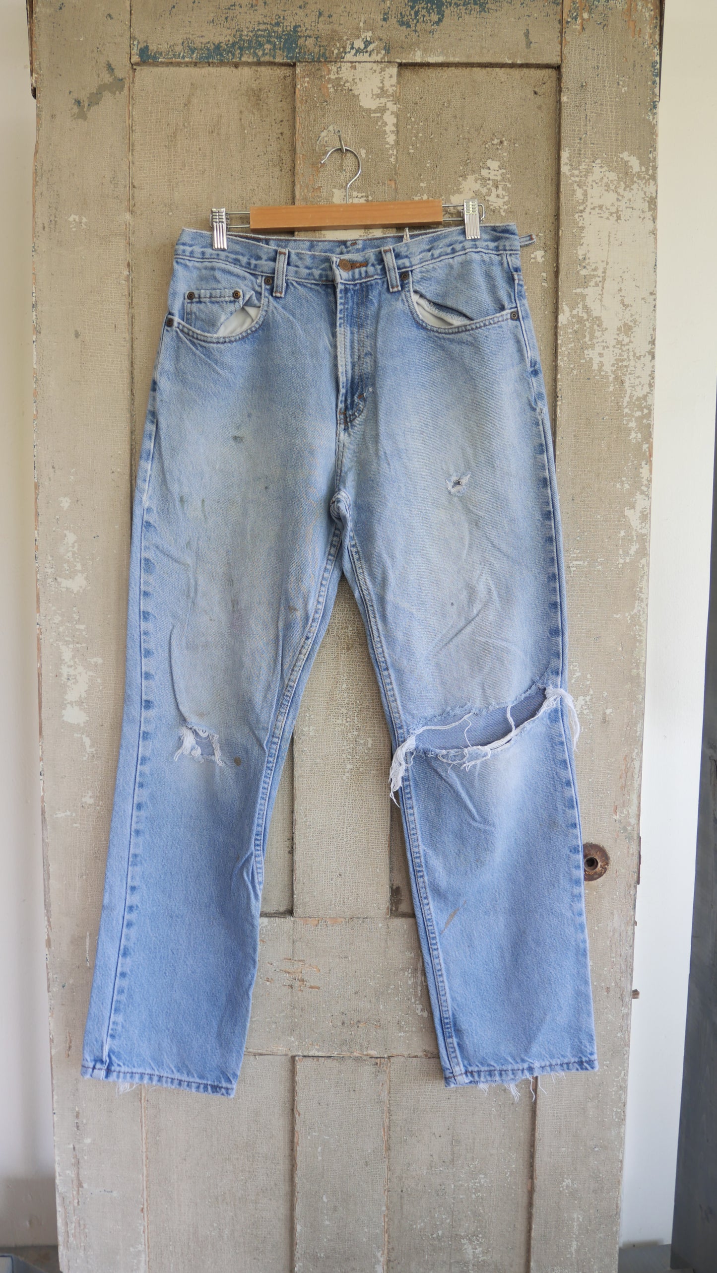 1990s Distressed Denim | 32