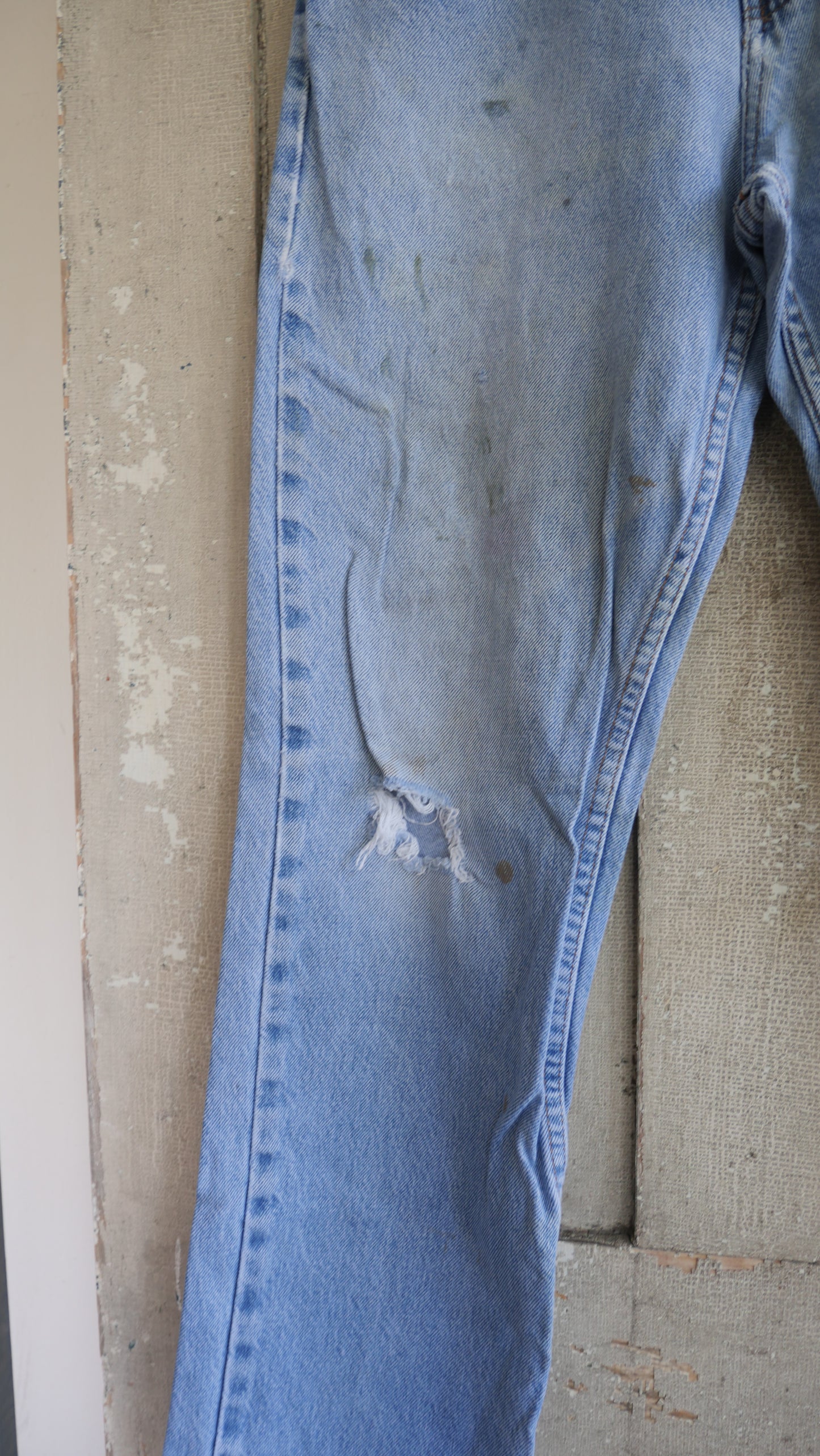 1990s Distressed Denim | 32