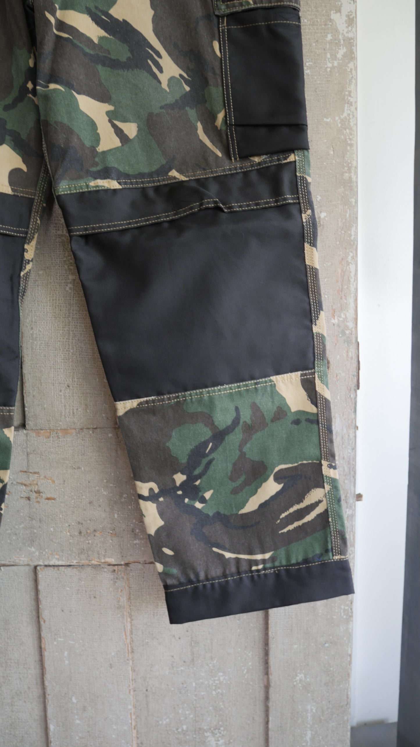 2000s Camo Work Pants | 38