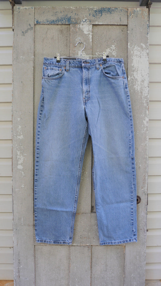 1990s Baggy Levi's | 35