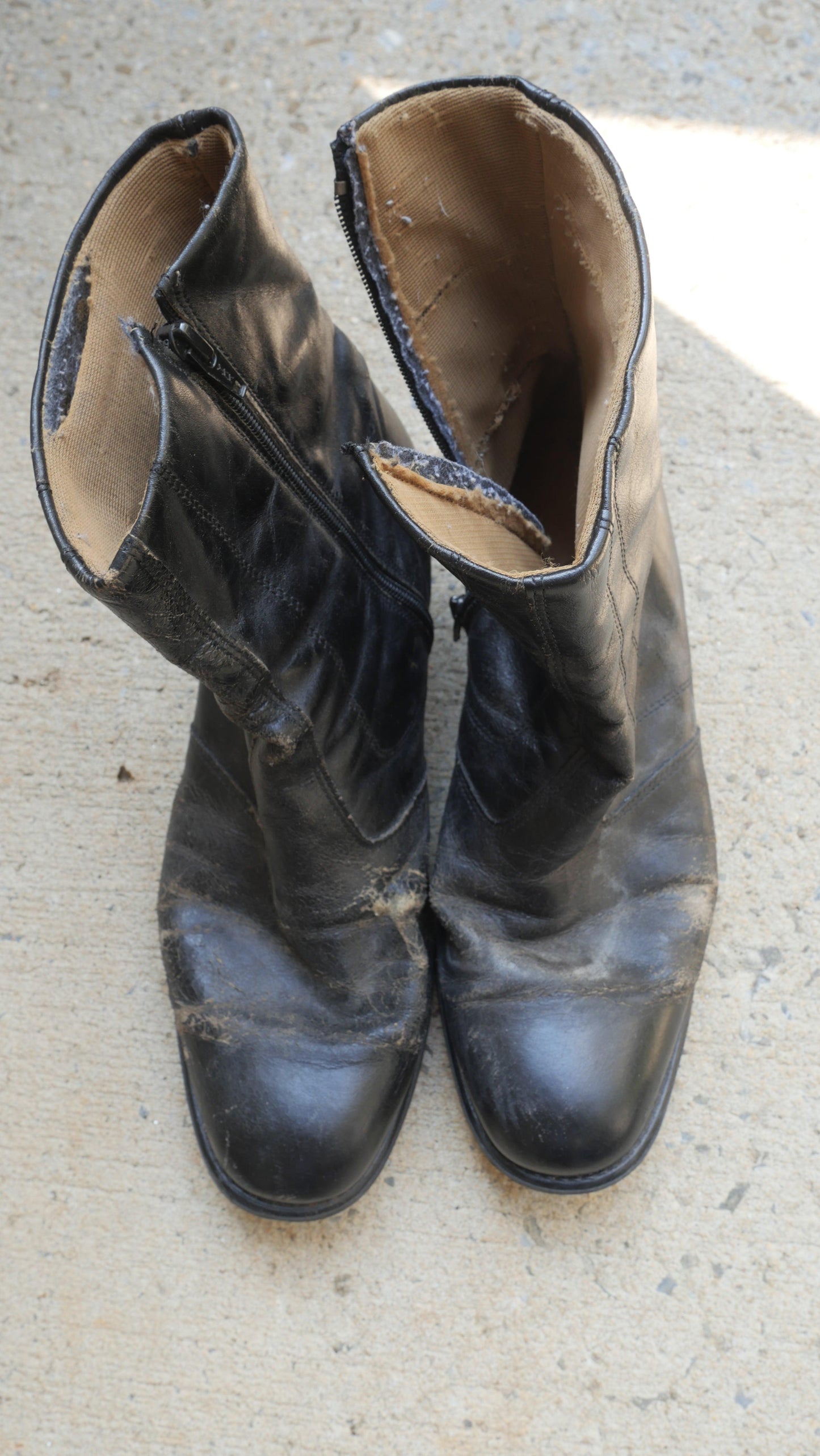 1980s Black Side Zip Boots | 10.5