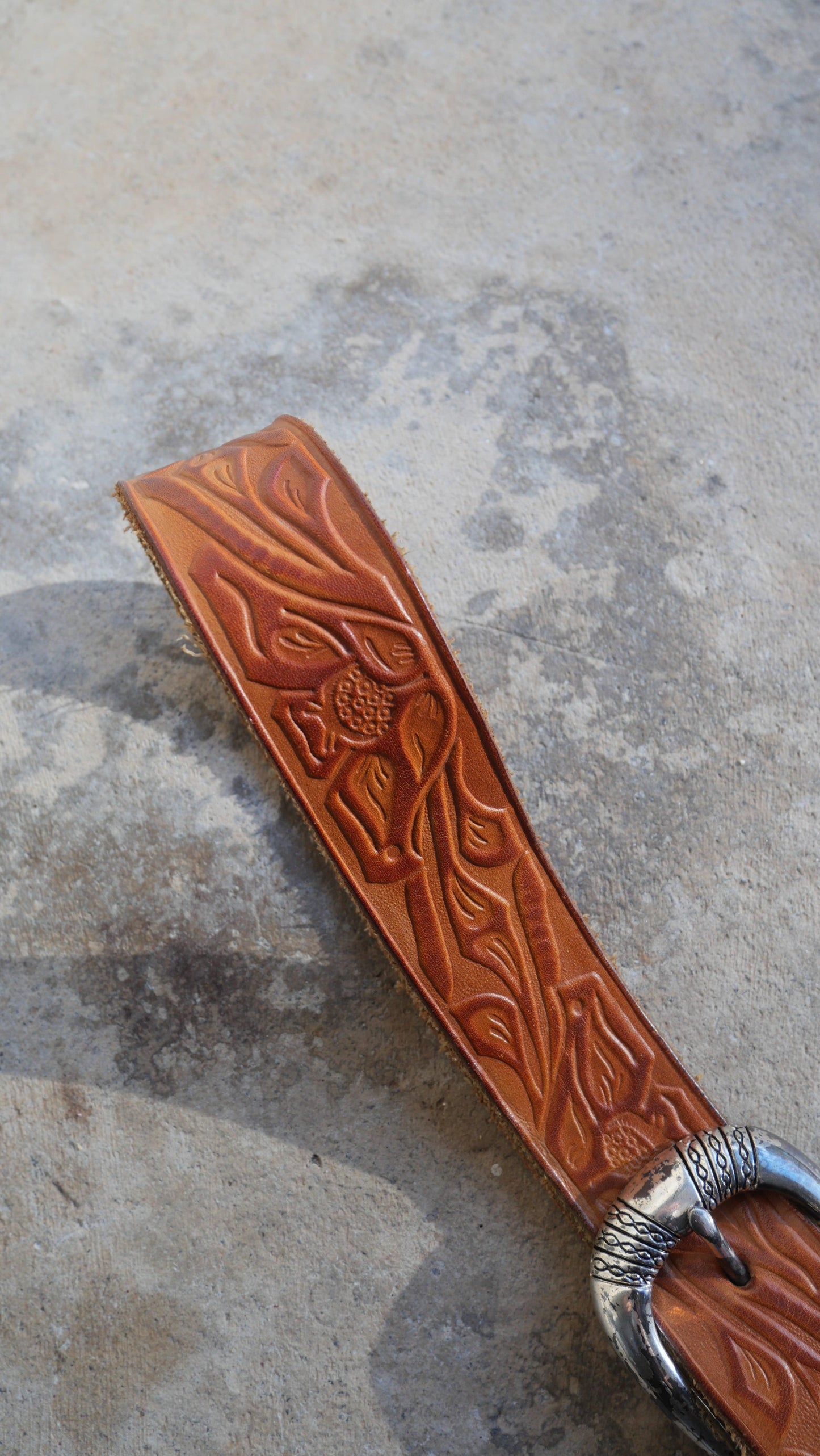 1970s Embossed Leather Belt | 33
