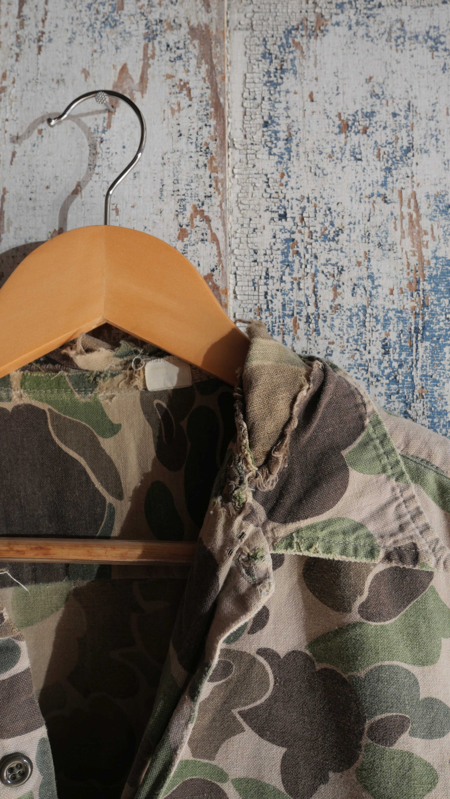 1970s Duck Camo Distressed Shirt | M
