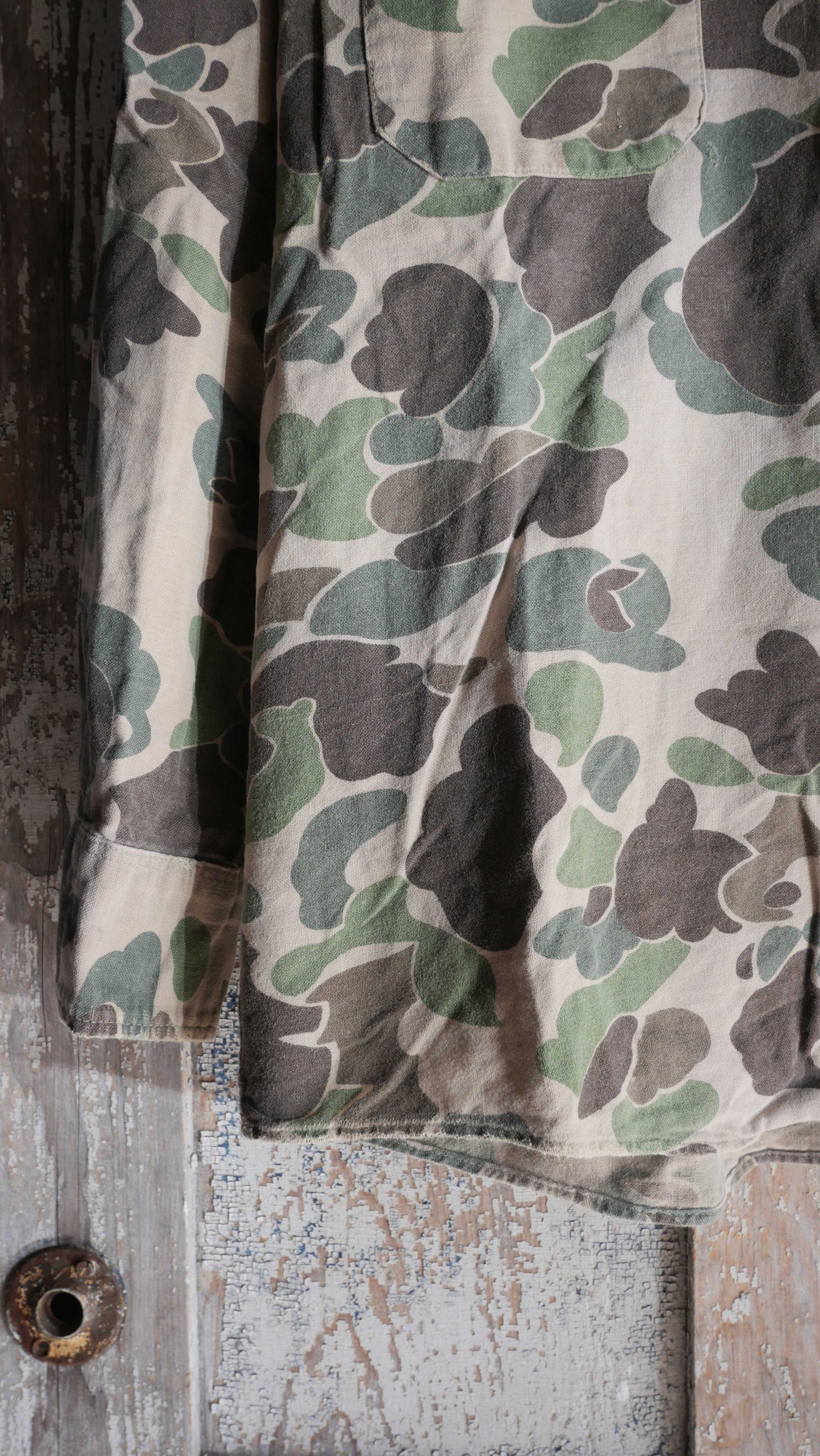 1970s Duck Camo Distressed Shirt | M