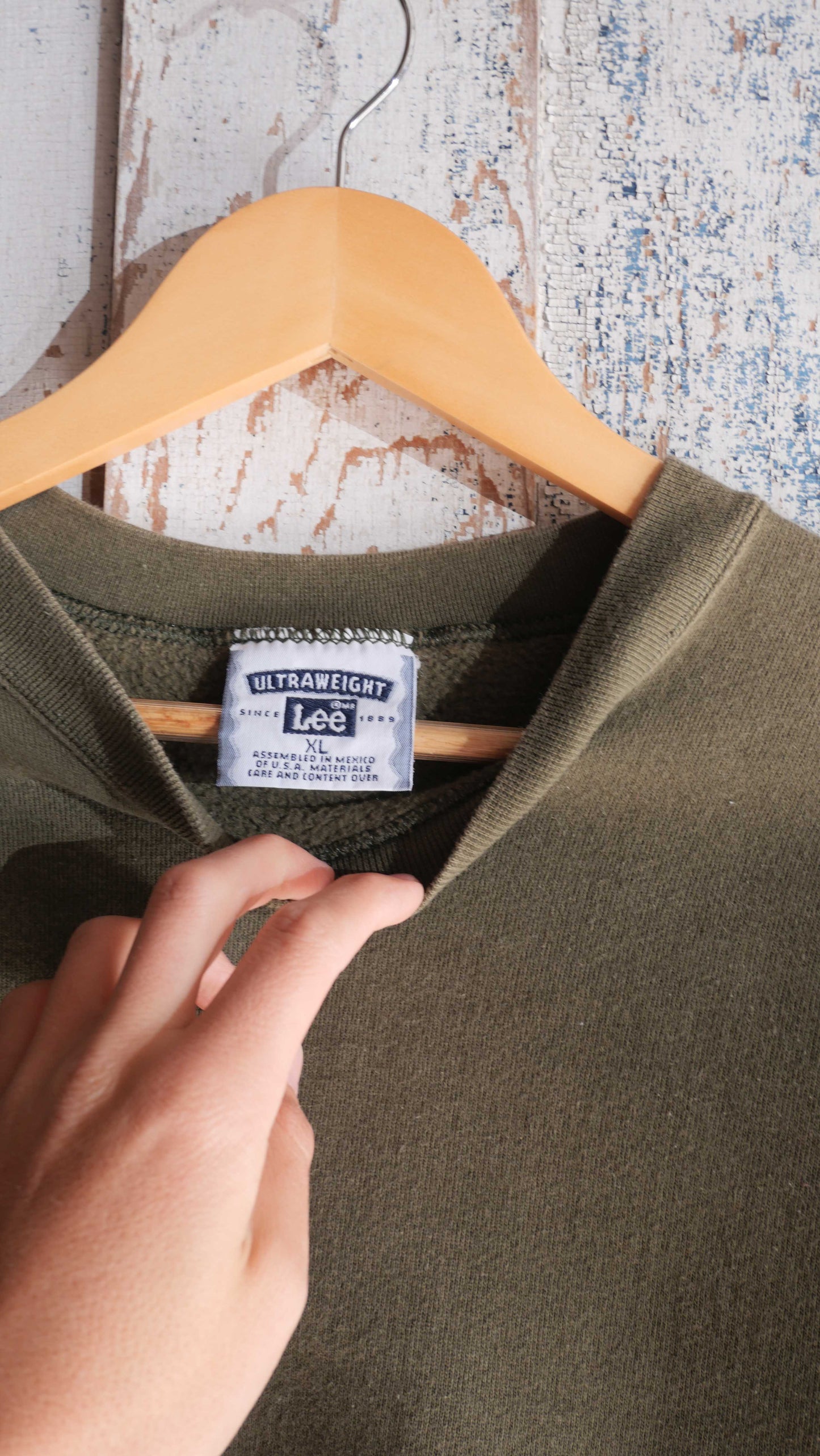 1980s Boxy Olive Crewneck | L