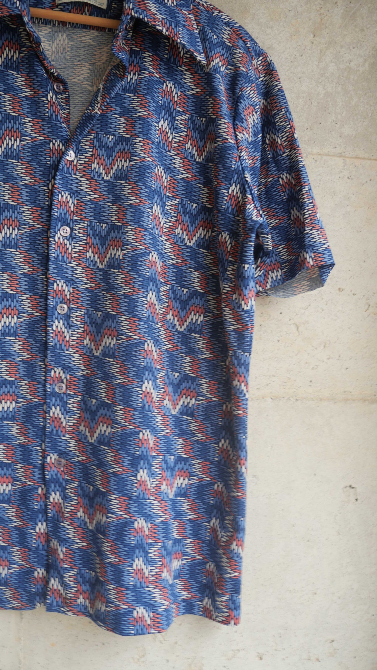 1970s Patterned Polyester Shirt | L