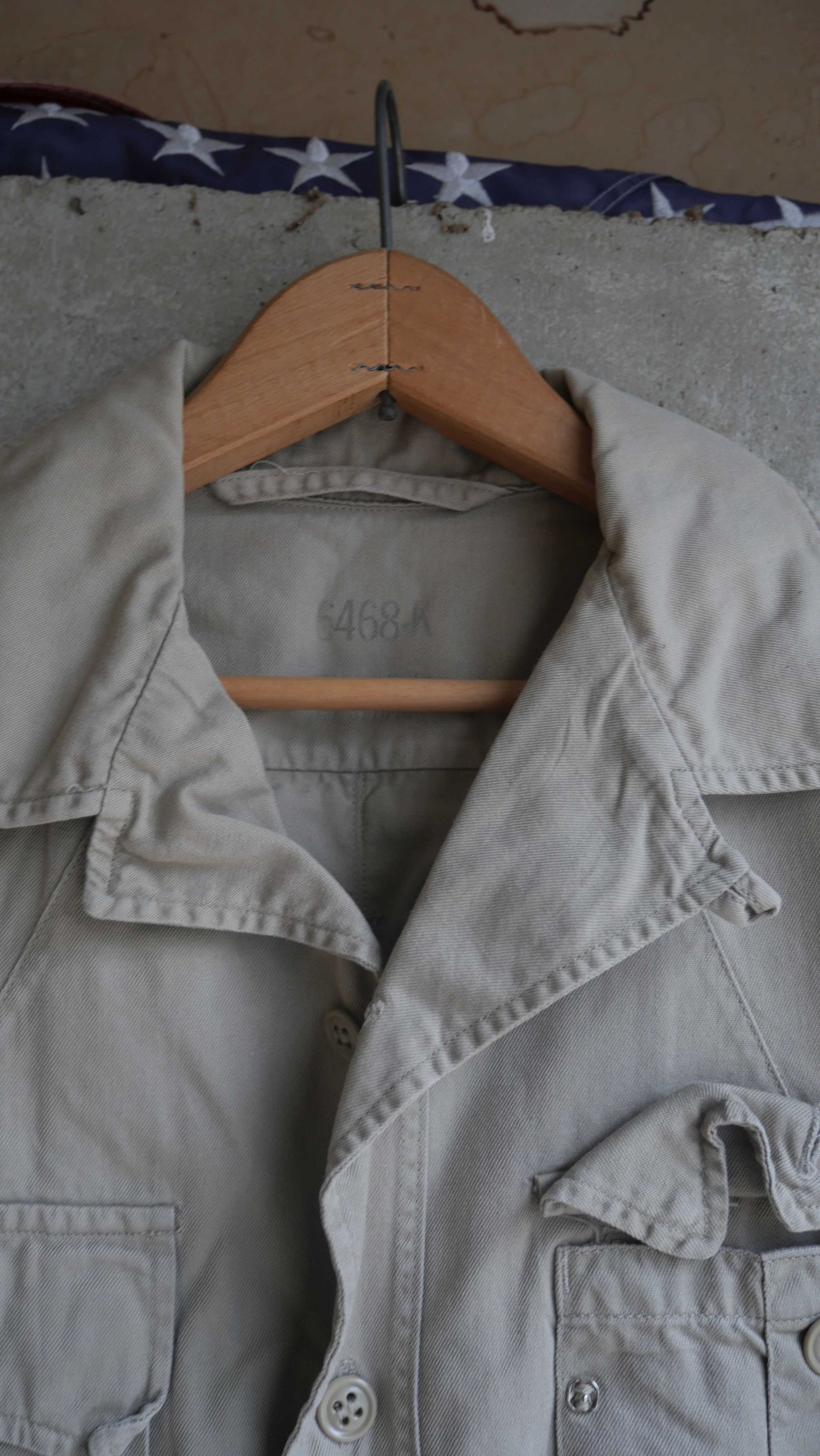 1970s Khaki Military Shirt | L