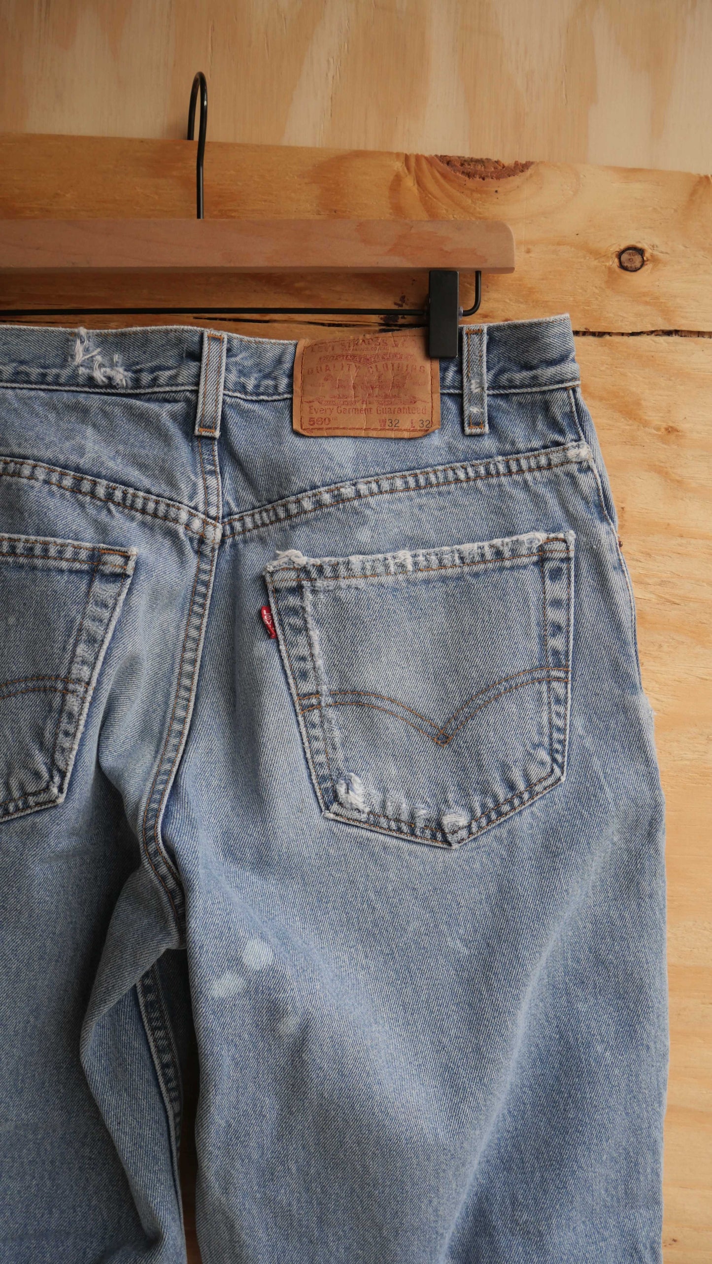 1990s Distressed Baggy Levi's | 32