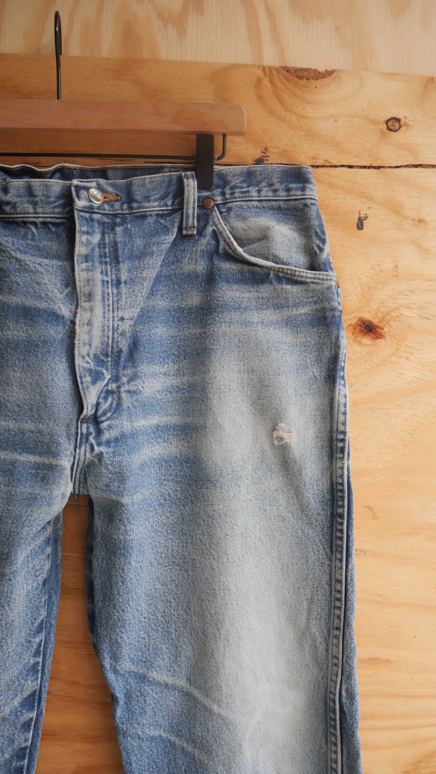 1980s Faded Wrangler Denim | 37