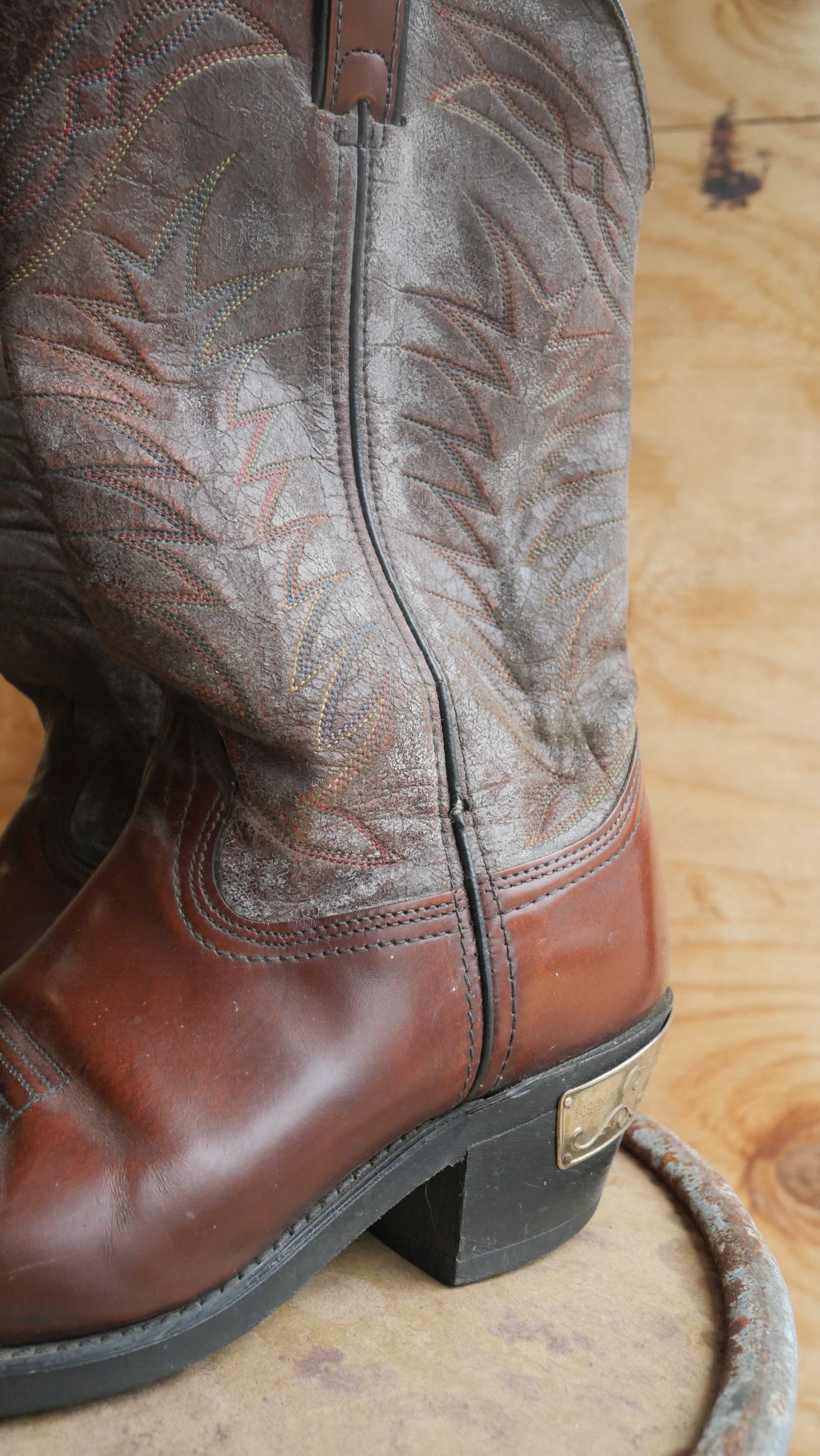 1970s Metal Plated Cowboy Boots | 8.5