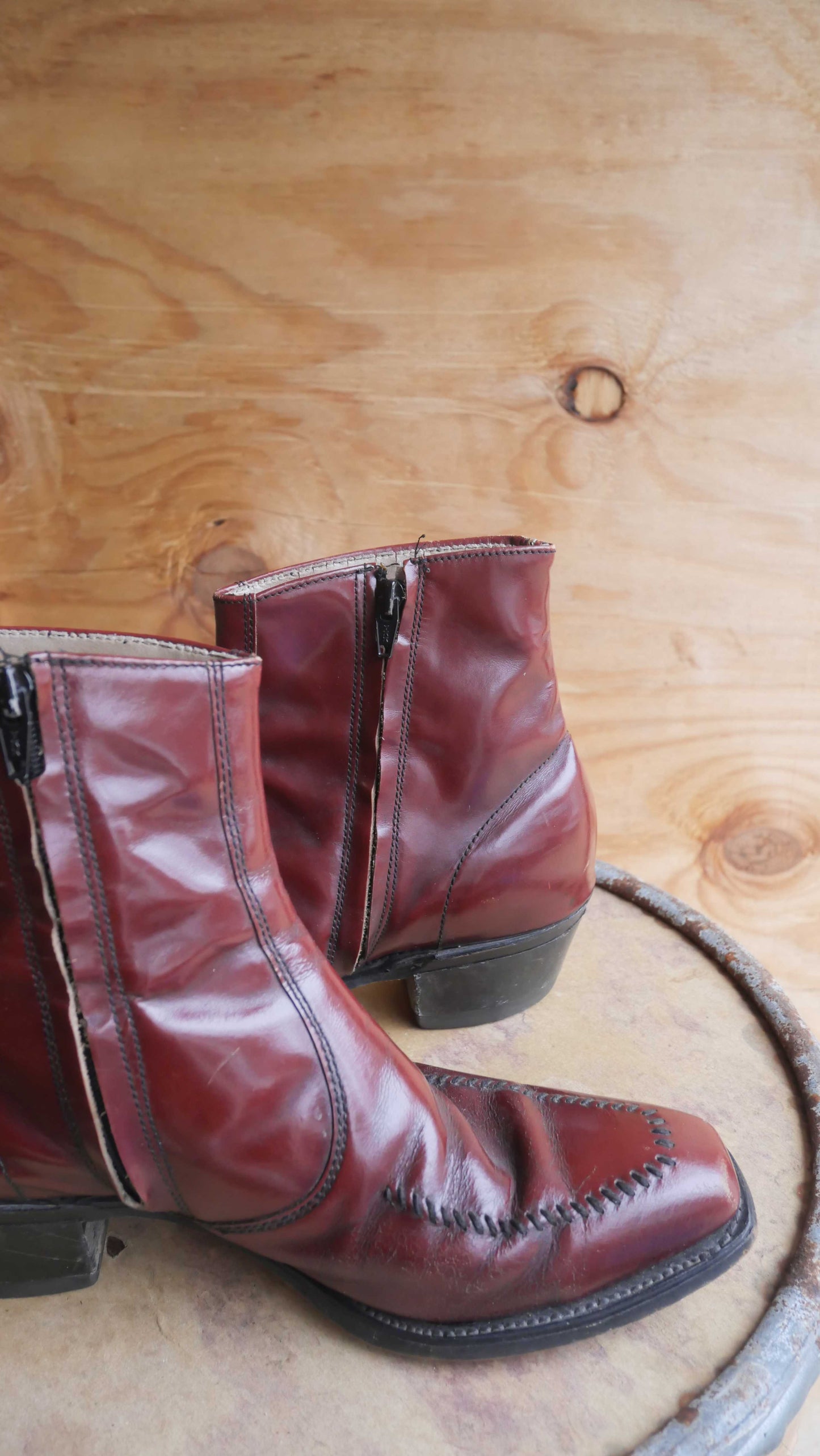 1970s Side Zip Boots | 10