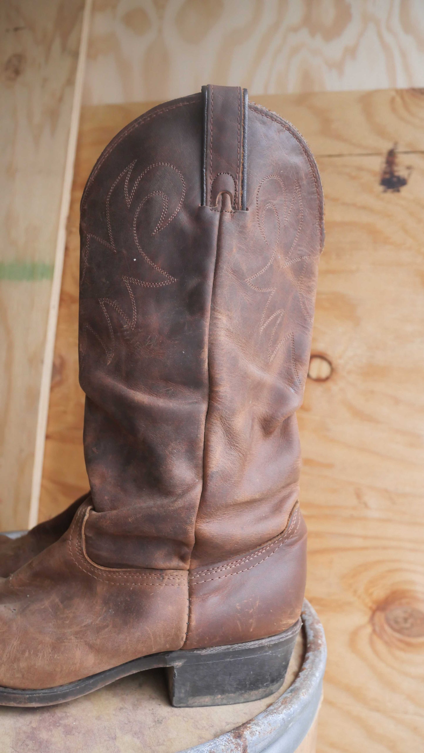 1980s Brown Cowboy Boots | 9.5