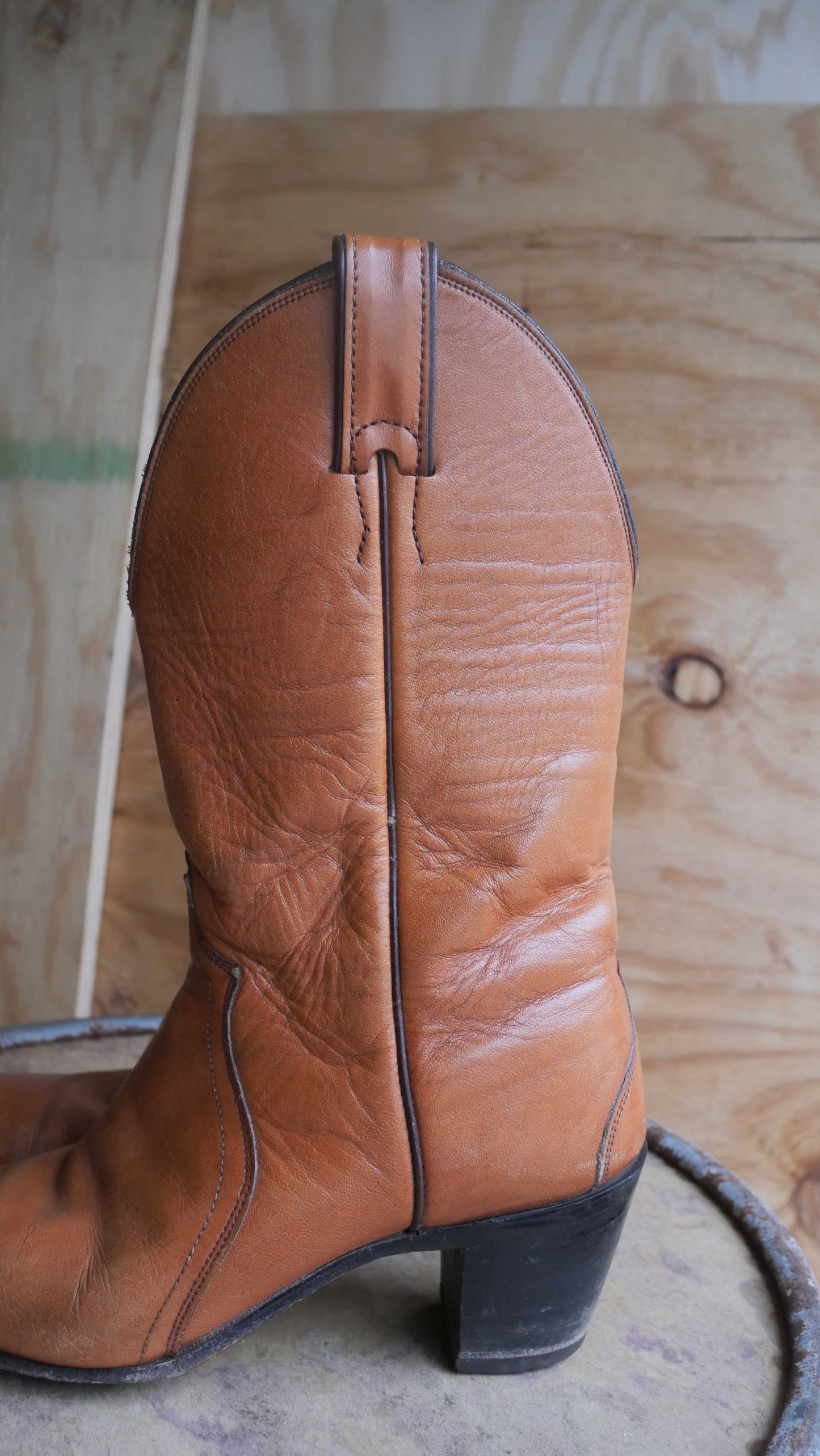 1980s Caramel Cowboy Boots | 7