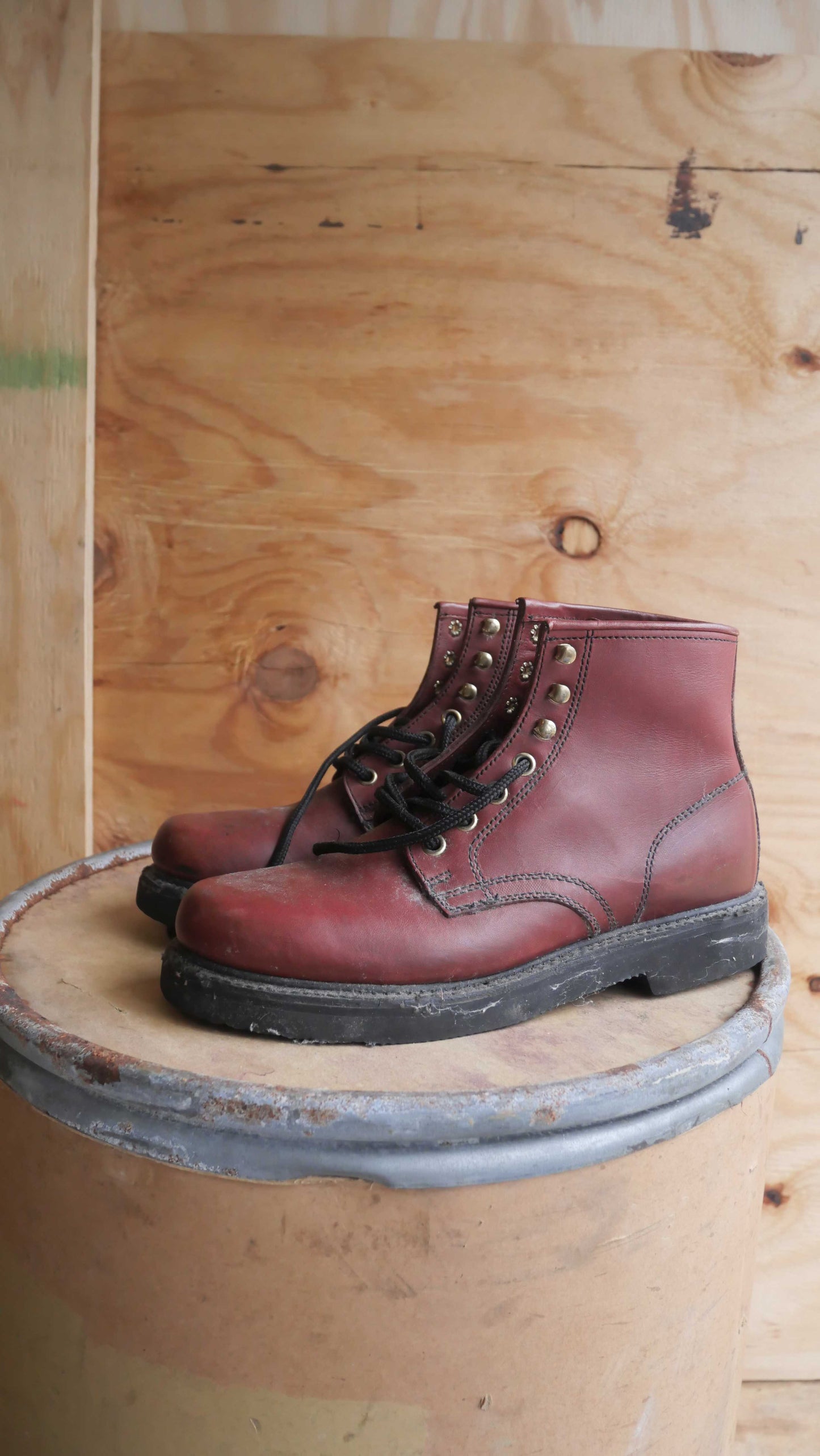 1980s Cherry Red Work Boots | 8.5