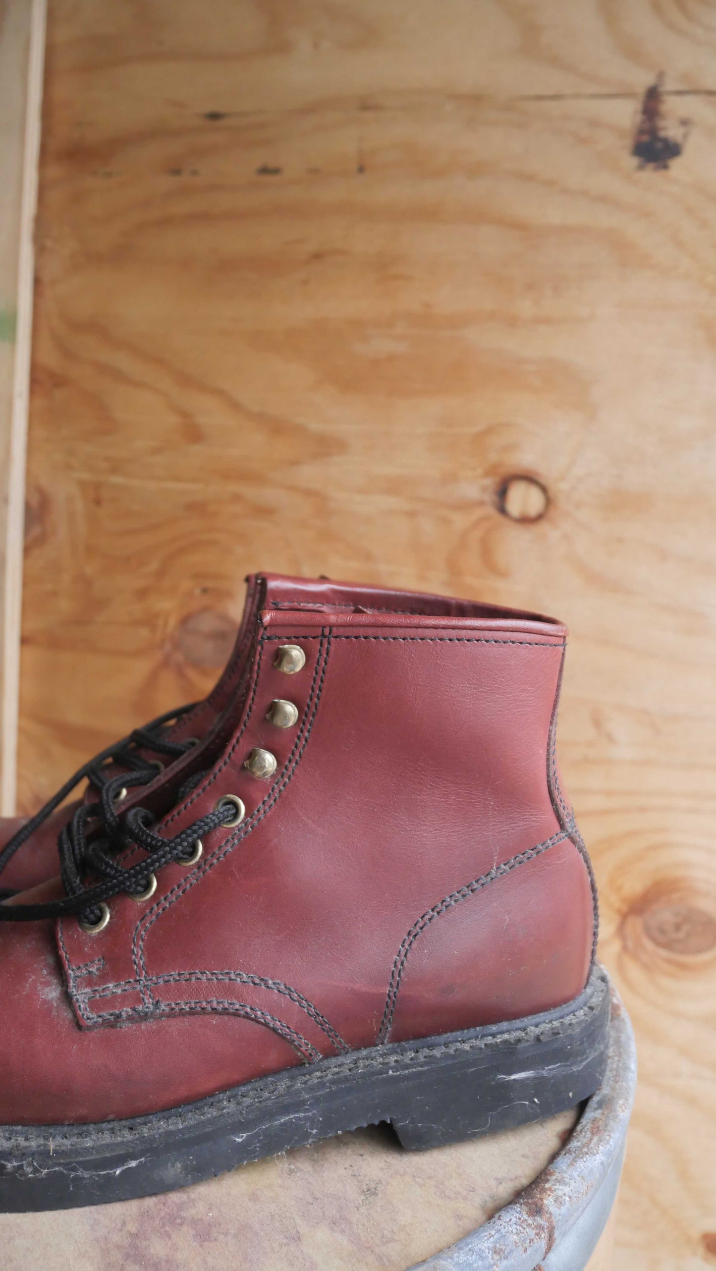 1980s Cherry Red Work Boots | 8.5