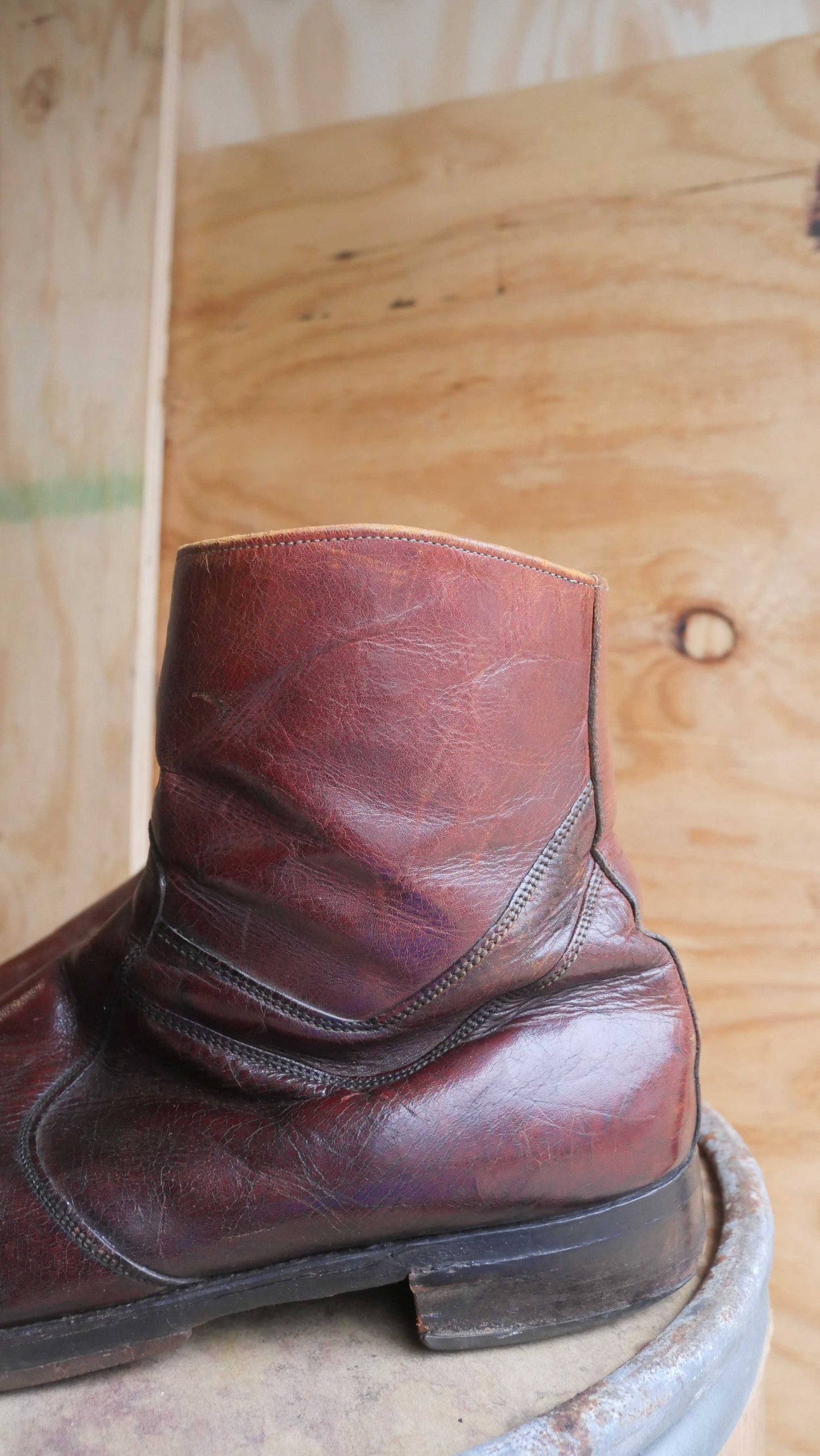 1970s Cherry Leather Side Zip Boots | 13