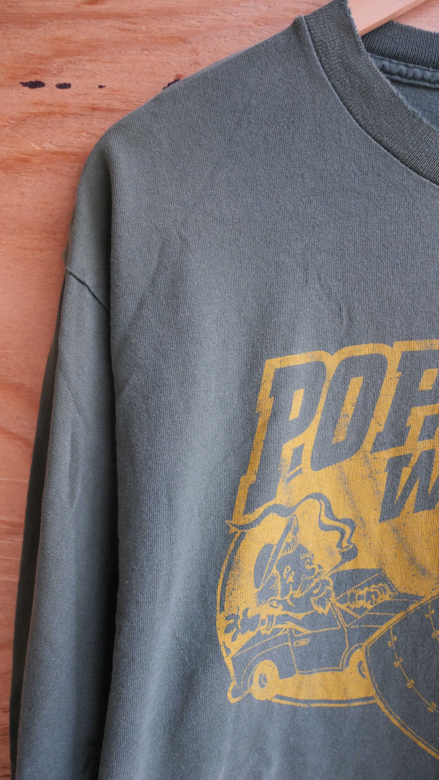 2000s Long Sleeve | L