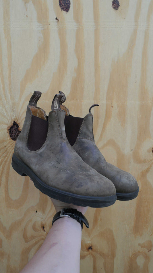 Brown Blundstones | 9