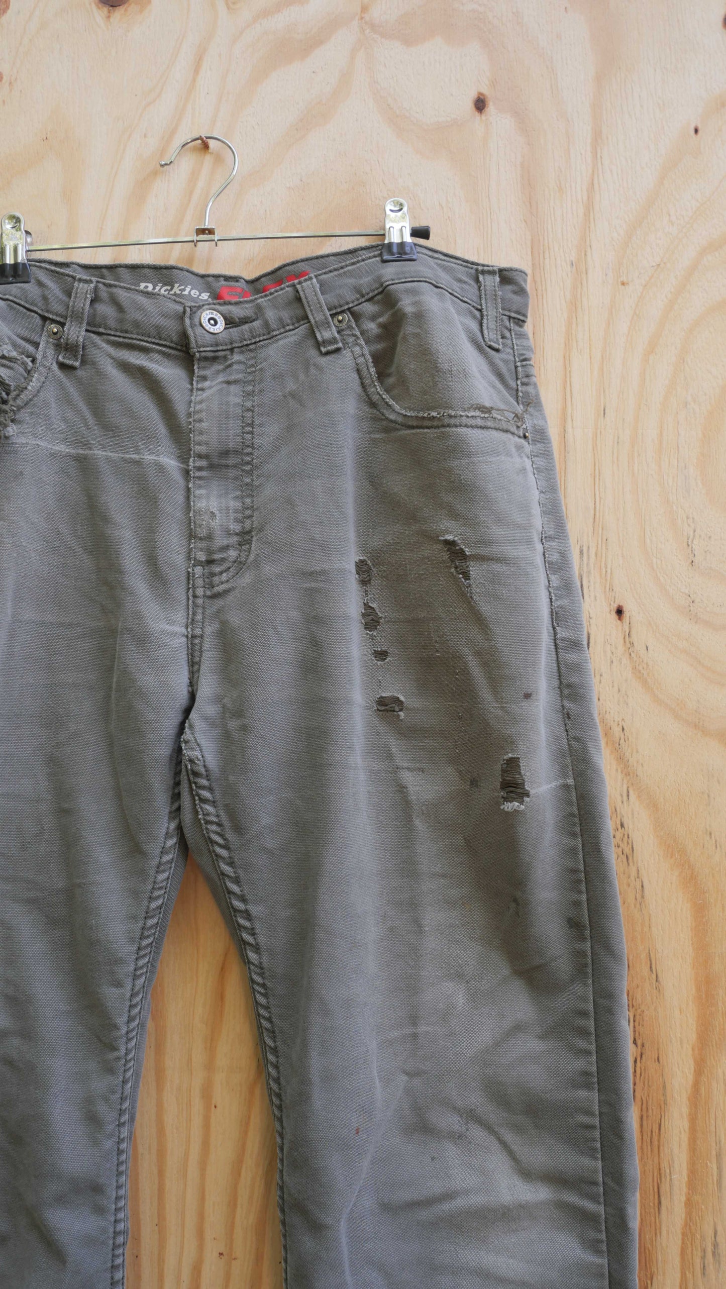 2000s Worn Dickies | 34