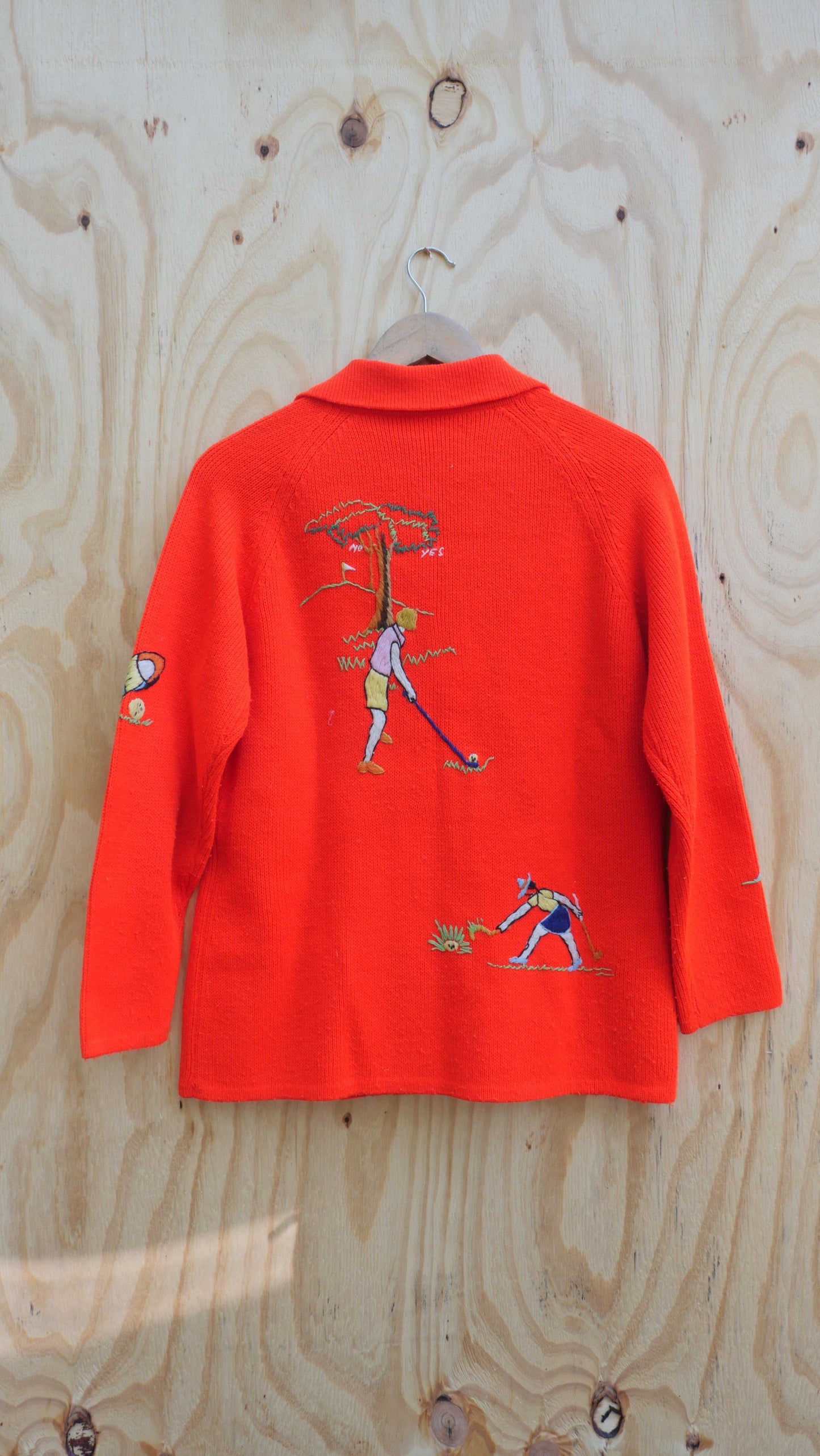1970s Embroidered Sweater | M