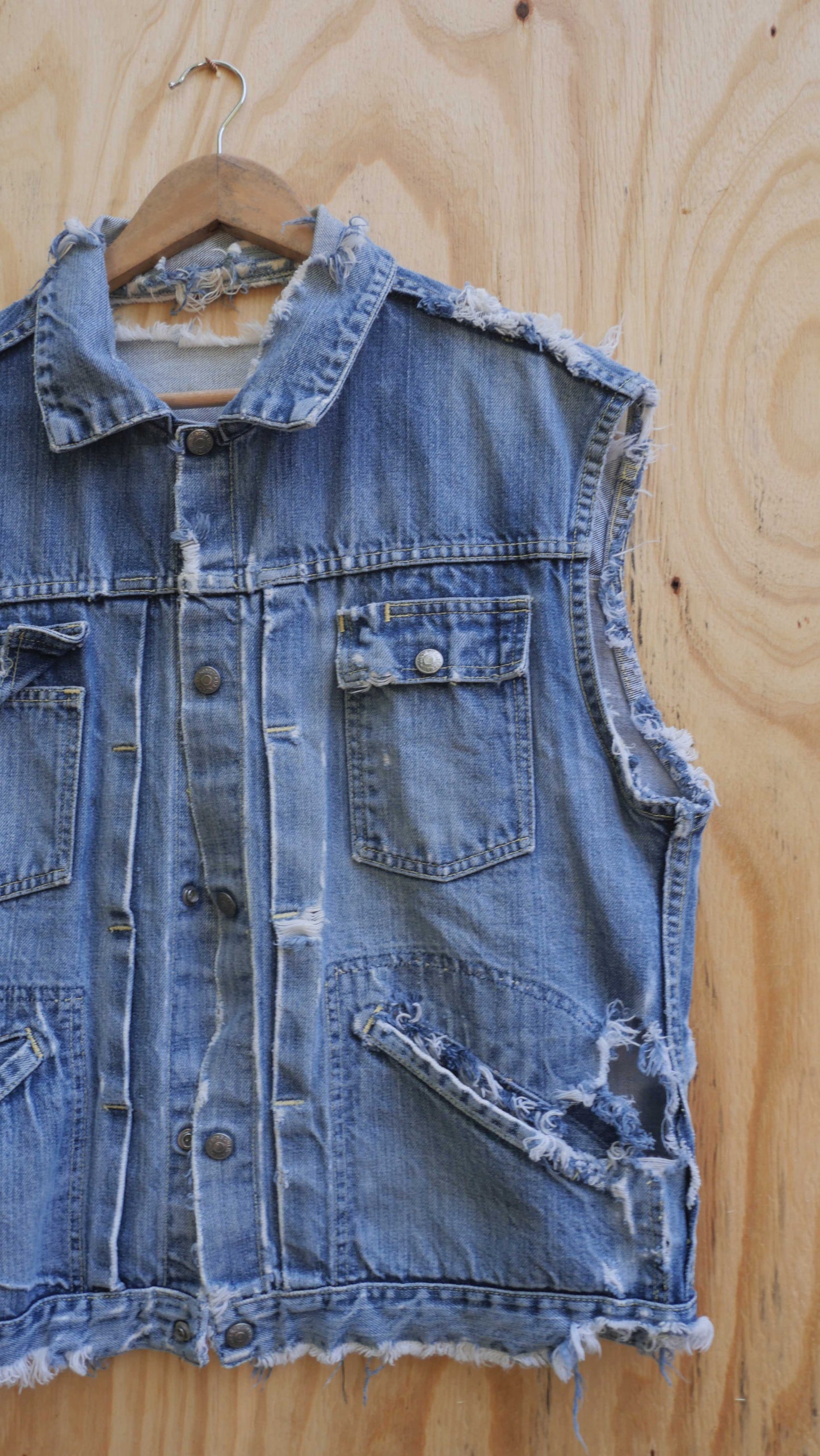 1970s Pleated Denim Cut Off | M