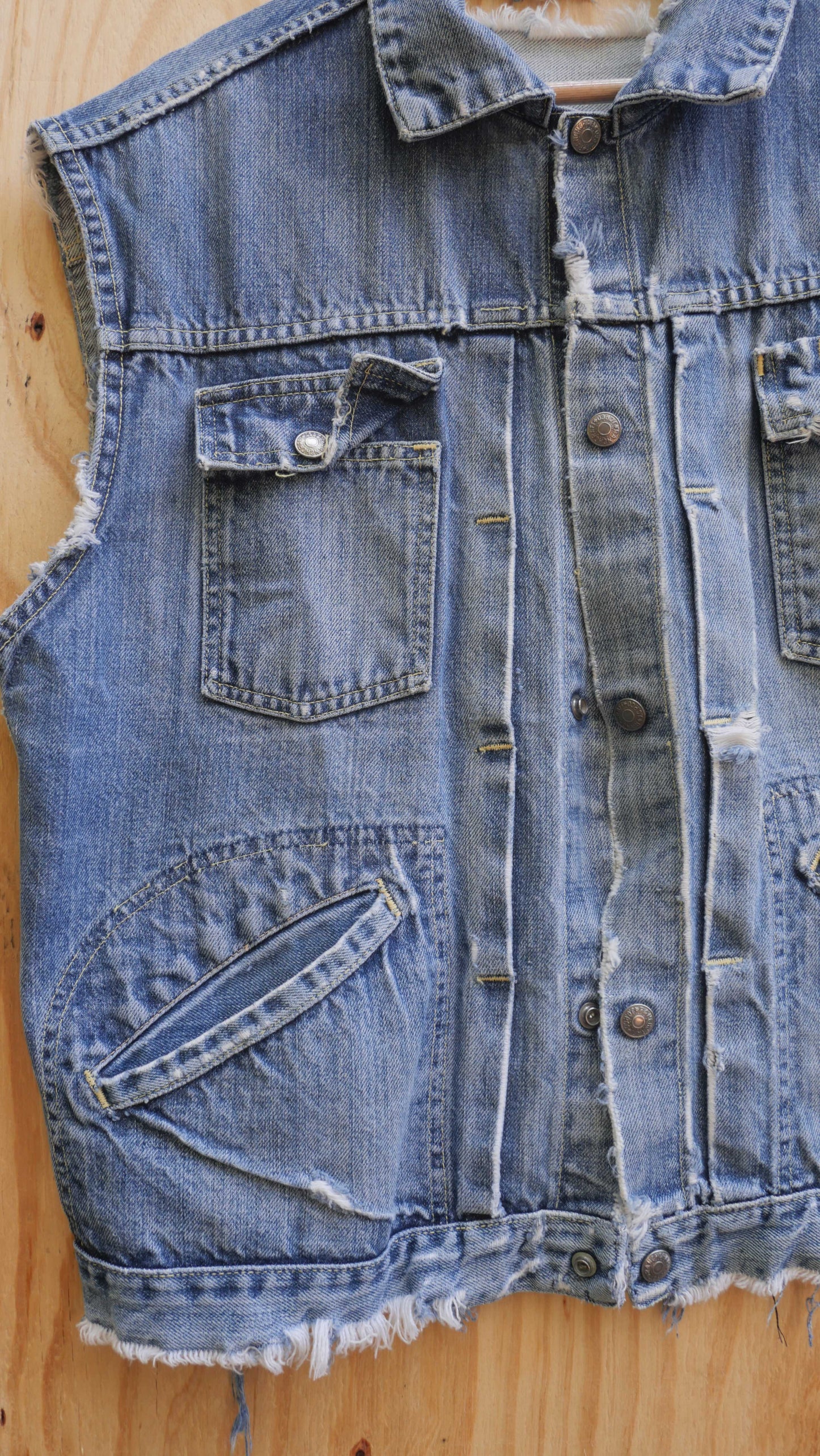 1970s Pleated Denim Cut Off | M