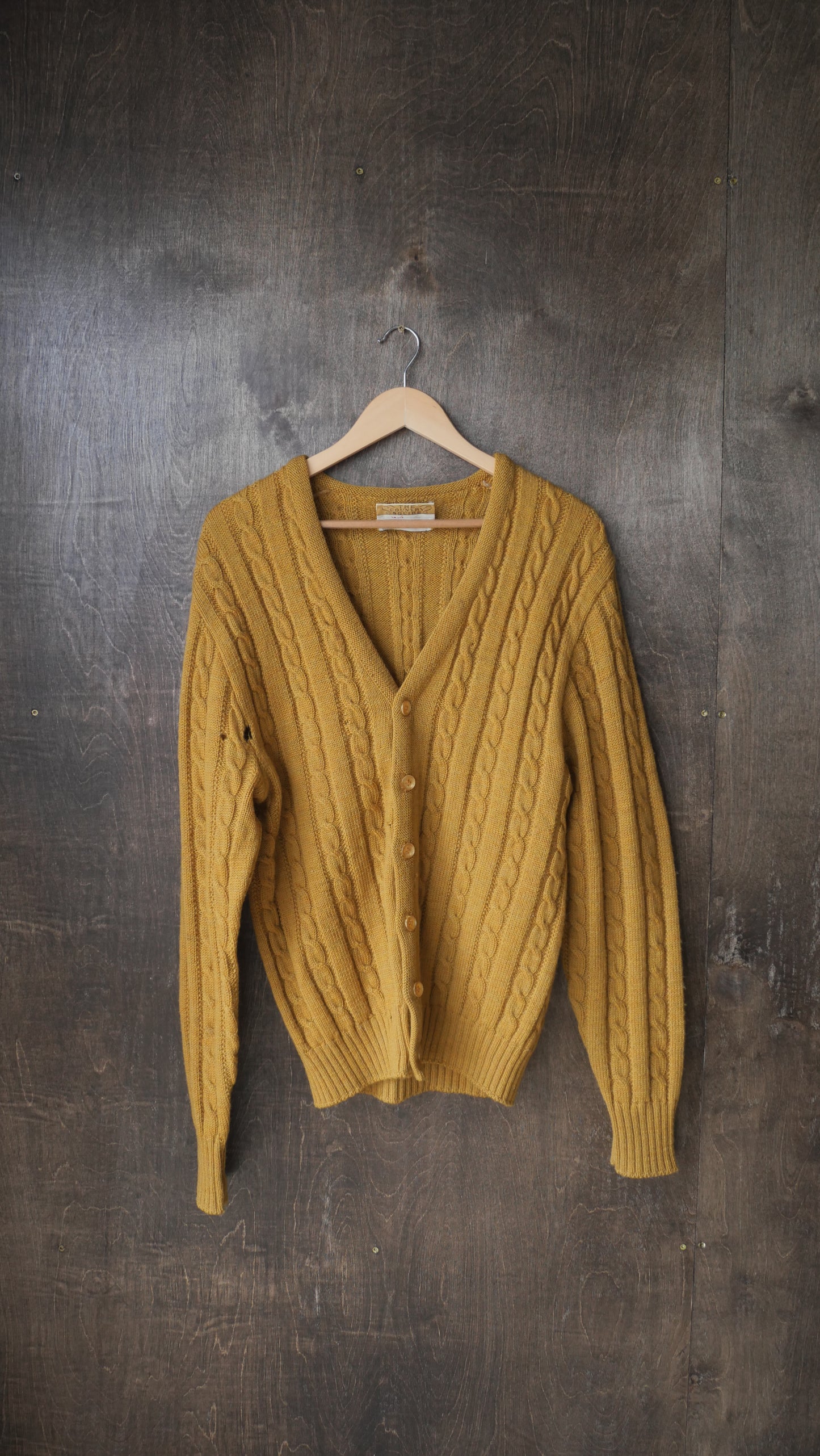 1970s Wool Cable Knit Cardigan | L