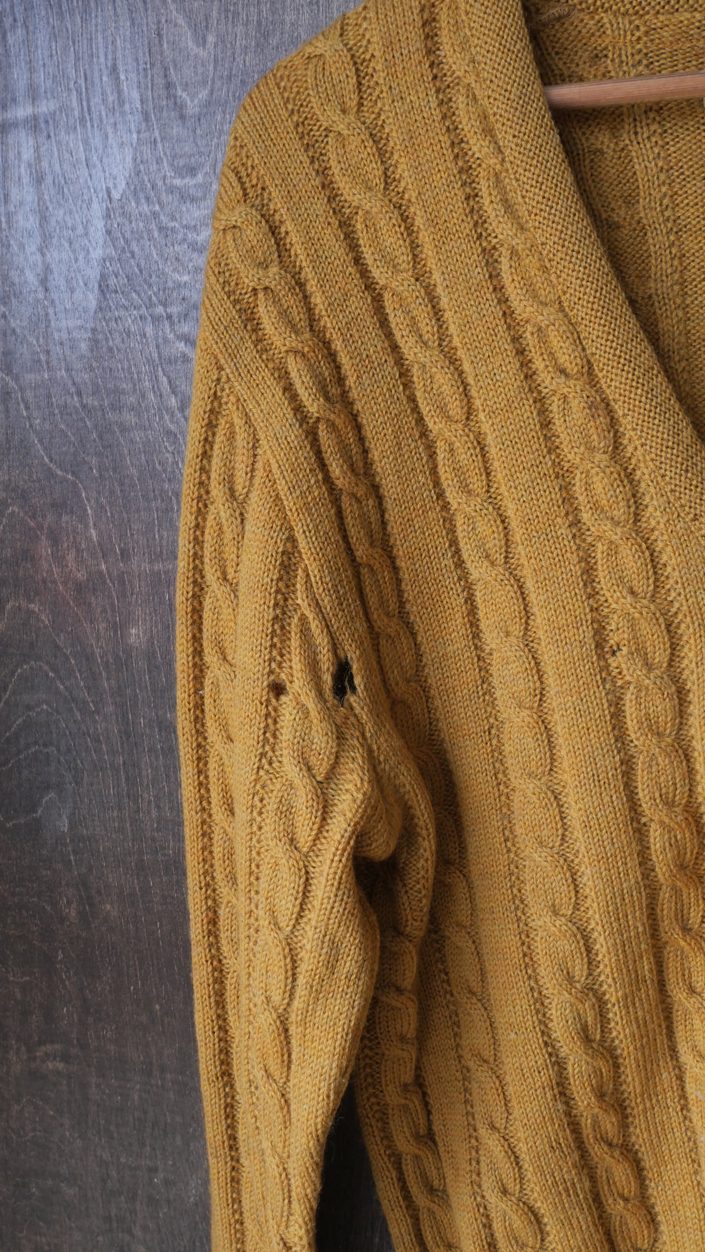 1970s Wool Cable Knit Cardigan | L
